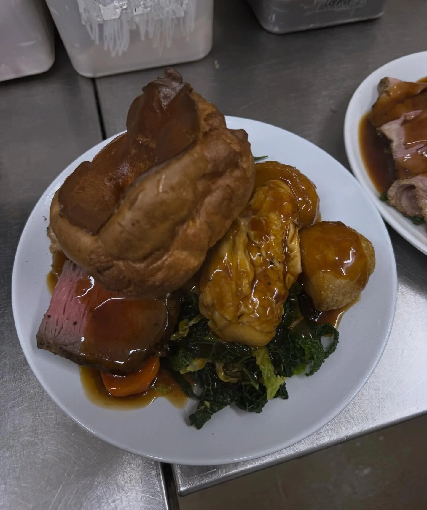 Sundays at The Wilmy 🍽️

Proper roast dinners with all the trimmings.
Dry aged beef, slow roast pork, lamb &amp; more.
New Sunday menu now available. 🥳

 Book now 📞