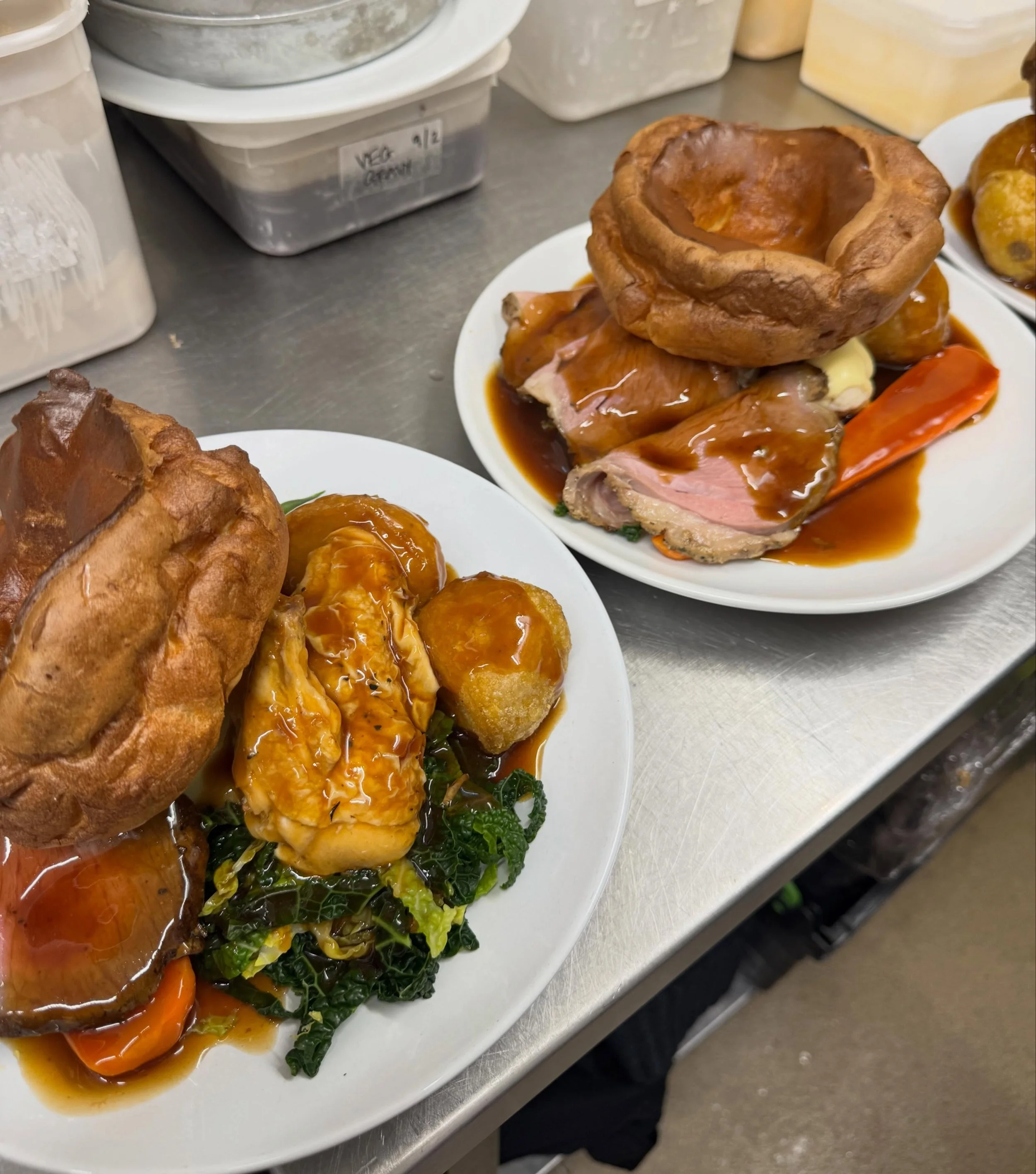 LAST GAME OF THE SEASON ⚽☀️🍻

Bus leaves at 3pm 🚌💙
Games on the screens 📺
Roasts served 12&ndash;5pm 🍽
Sun out, drinks flowing all day 🍹
Charisse live from 6pm 🎤