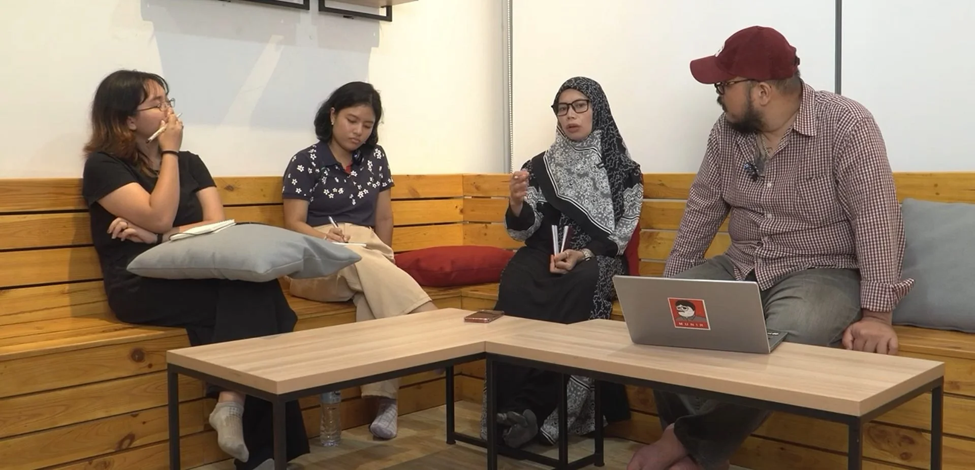 Protection of Women Workers from Labour Rights Abuses, Violence and Harassment: Experiences of Migrant Domestic Workers and International Standards Setting (ILO C189 & C190)