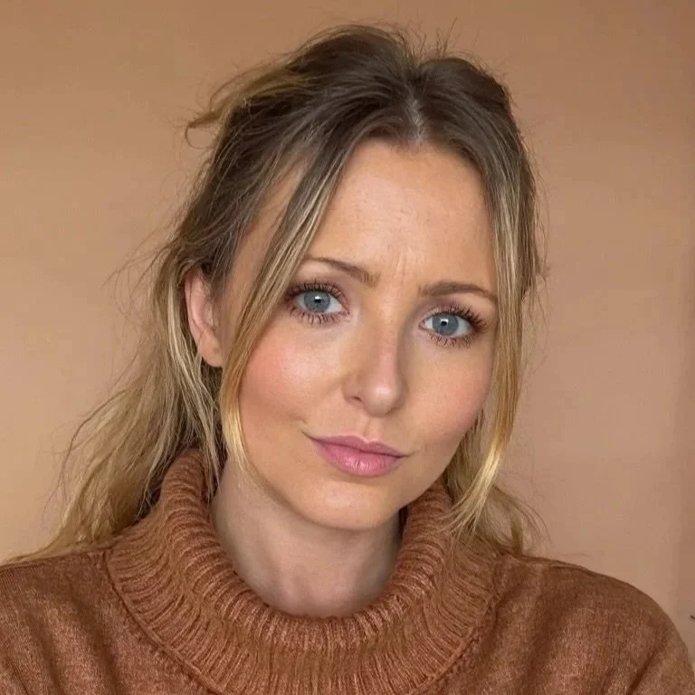 Facetune_06-10-2025-14-17-59.jpg