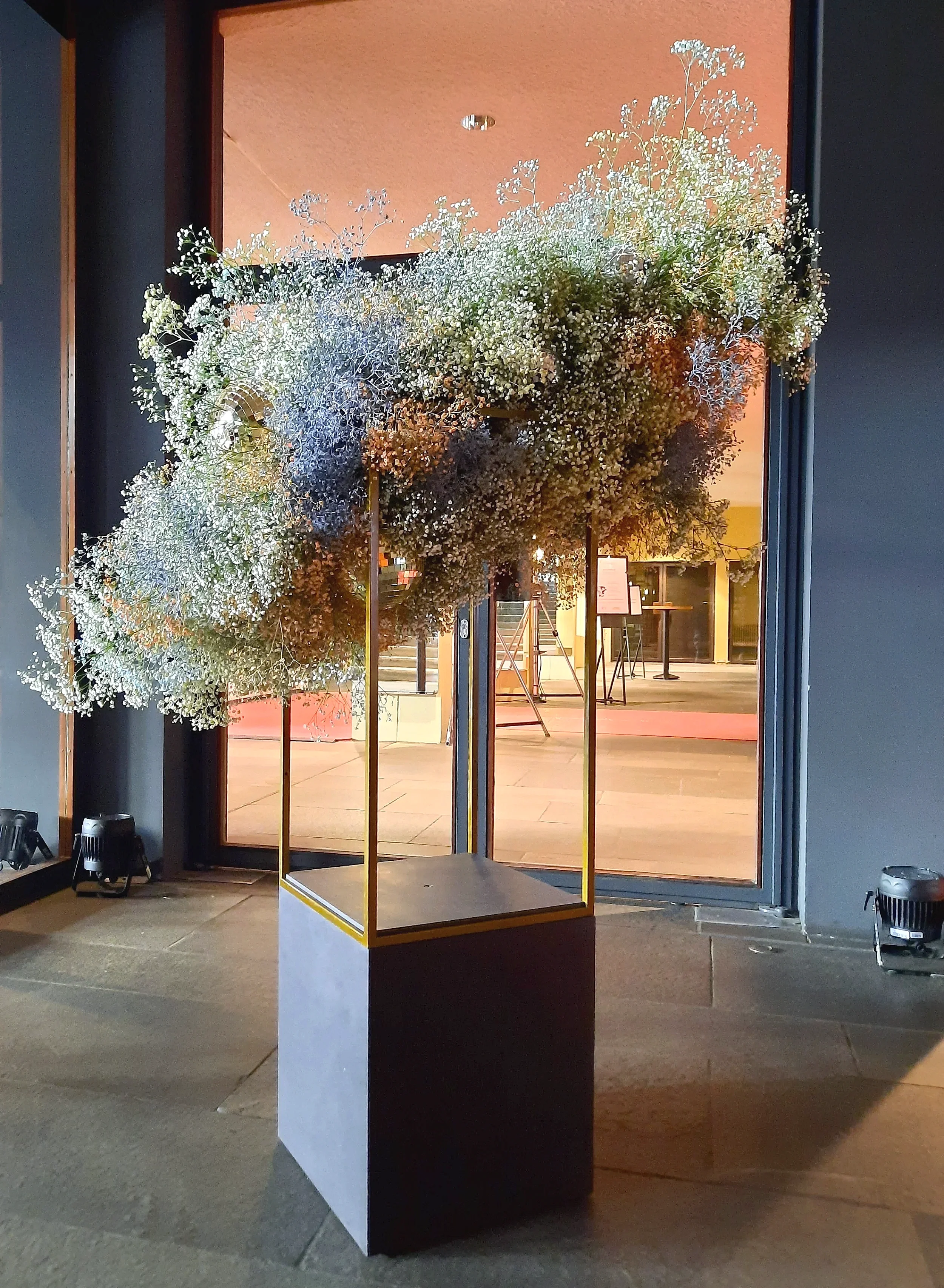 Suspended gypsophila installation at Deutsche Oper Berlin entrance, Festliche Opernnacht 2024