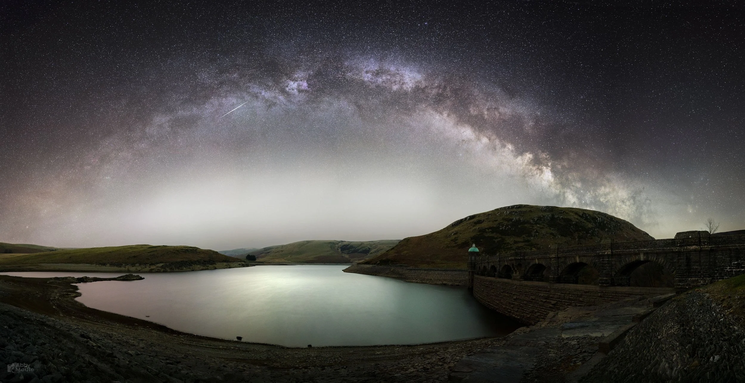 Arch Craig Goch Dam LR.jpg