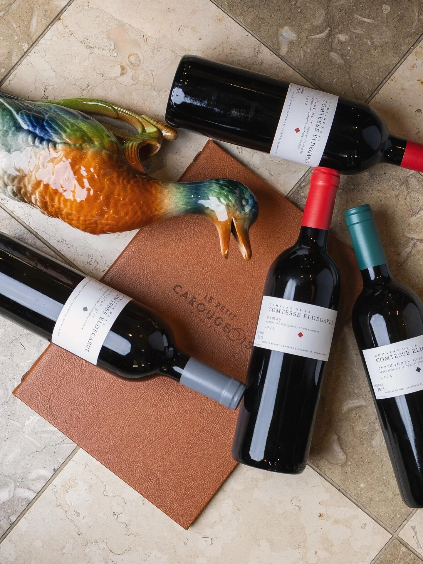 What love is 🩷 
Domaine de la Comtesse Eldegarde 🩵 &agrave; tester absolument 
@cavedegeneve