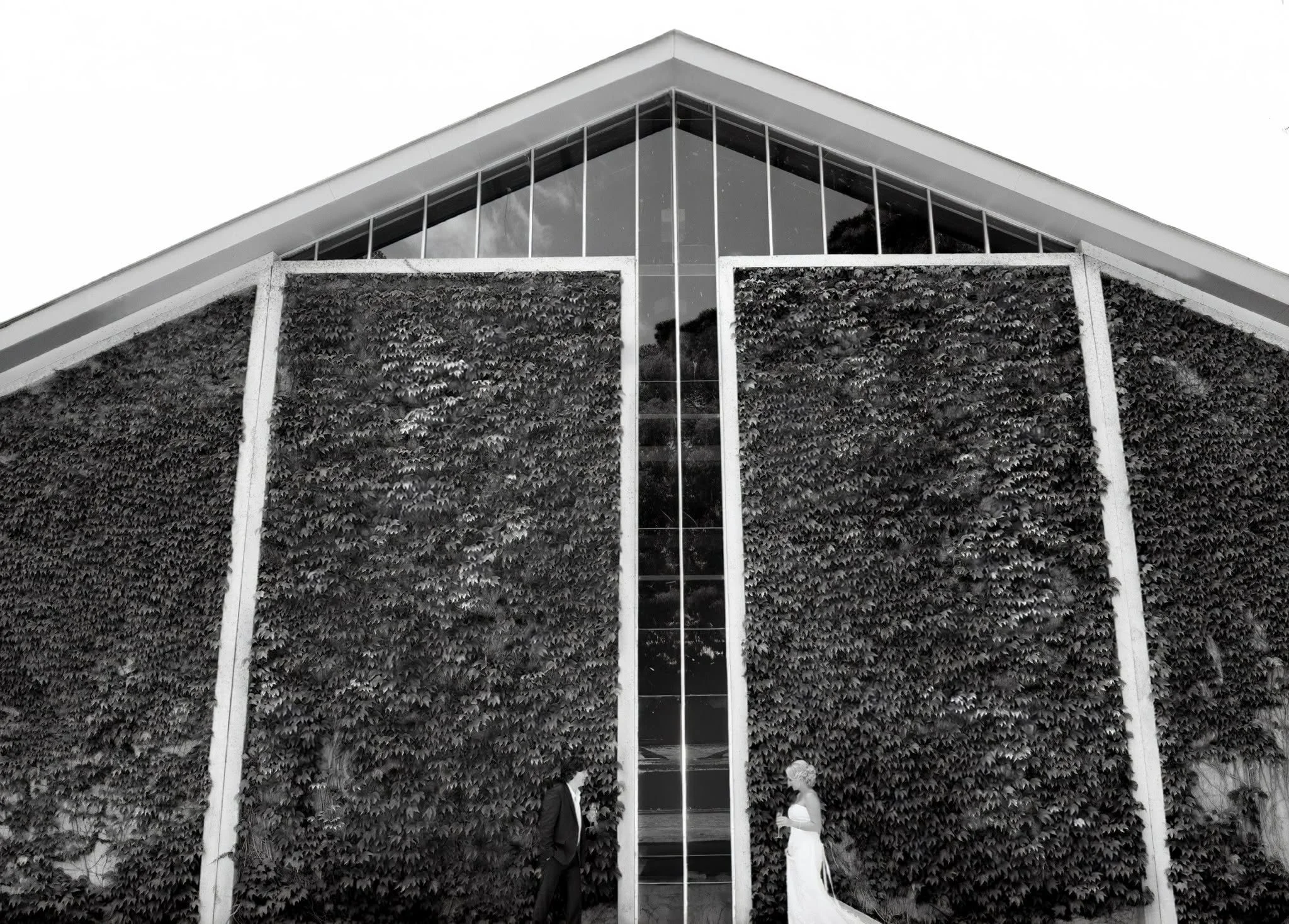 An arrow to connect. A symbol of direction, strength, and the journey we rise into &mdash; together.

#WeddingPhotographer #WeddingInspiration #WeddingStyle #LuxuryWeddings #BrideAndGroom #RomanticWeddings #WeddingStoryteller #DestinationWeddingPhoto