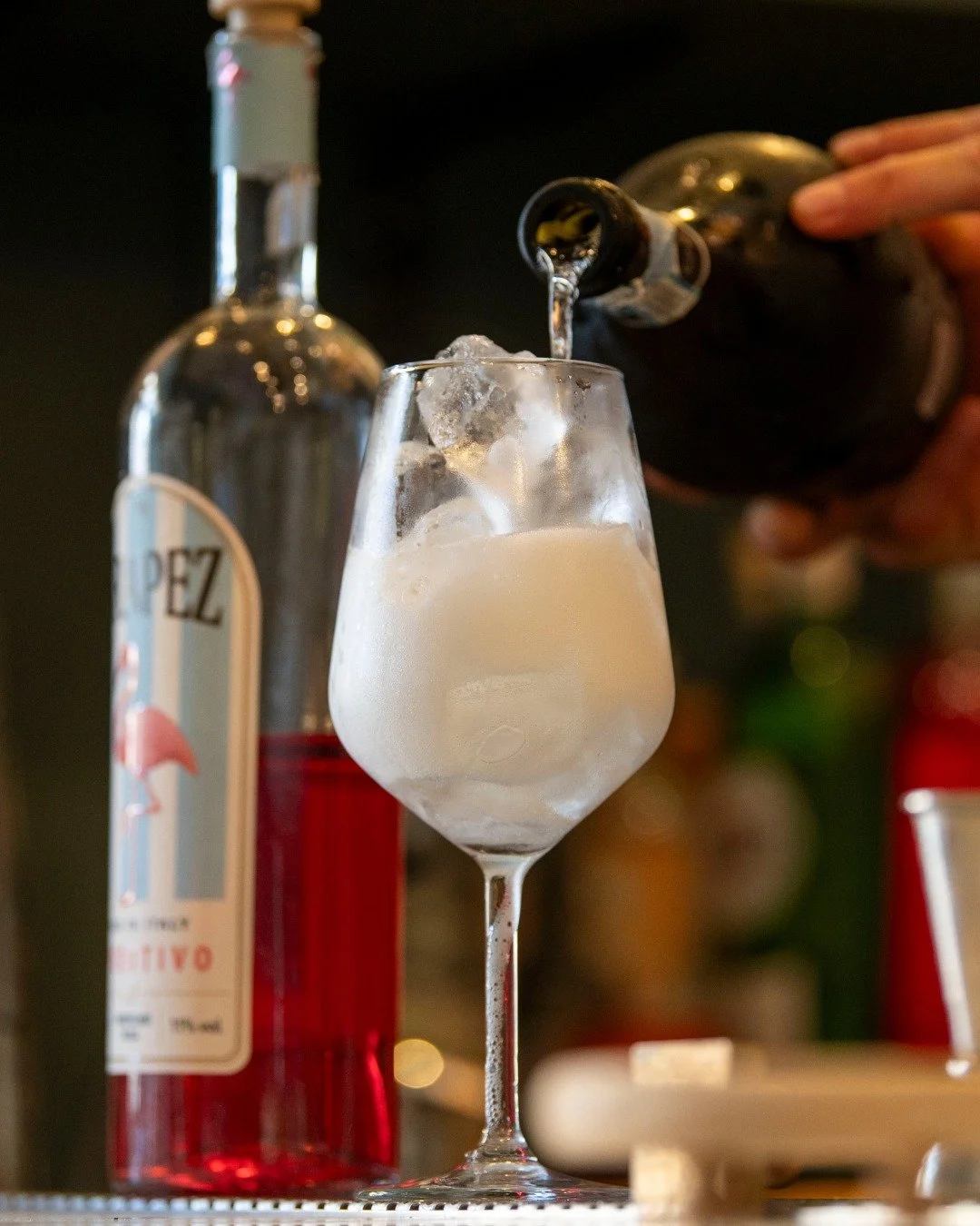 Non c&rsquo;&egrave; Spritz senza Prosecco.

#GrapezAperitivo #Grapez #SpritzGrapez #SpritzAlPompelmo #aperitivoitaliano 

Ph: @pellegrini__nikolas