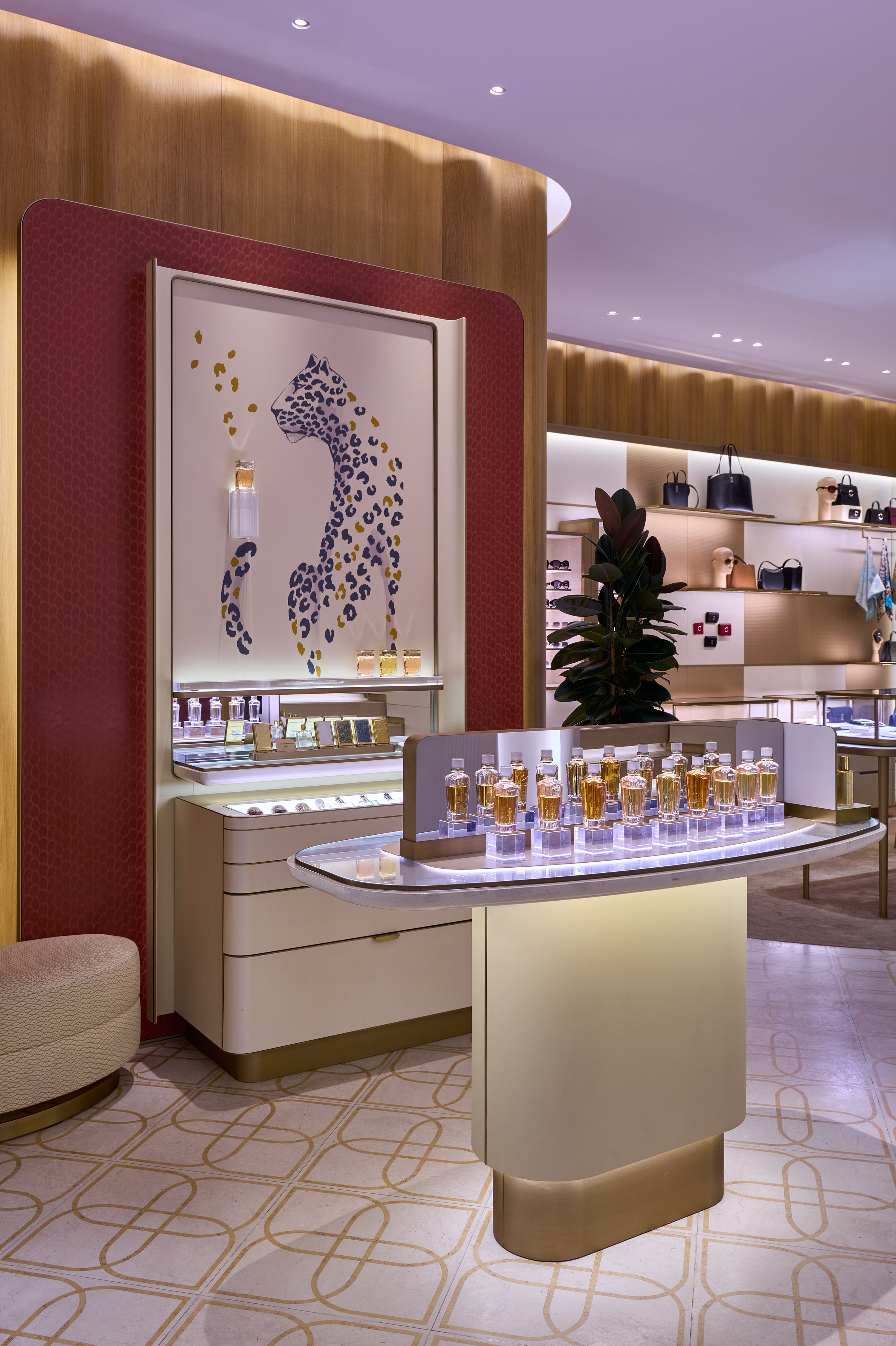 Cartier_VM_Al Khayat Center_40.jpg