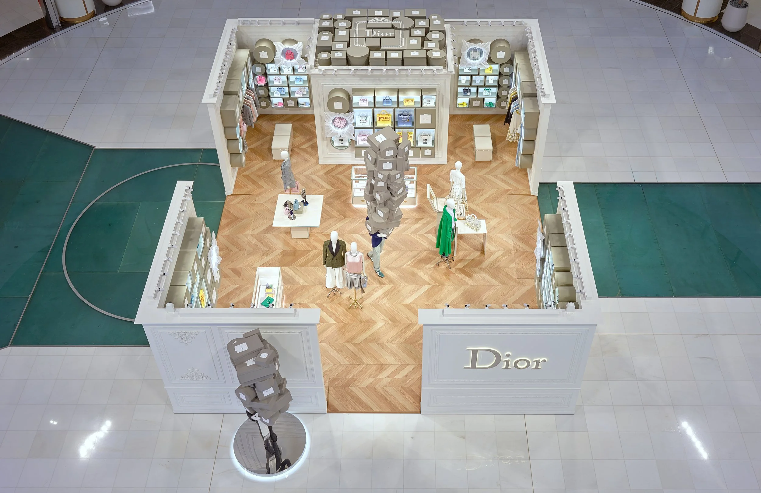 Dior_VM_Dubai Mall_Popup_Amended_January_2026_15.jpg