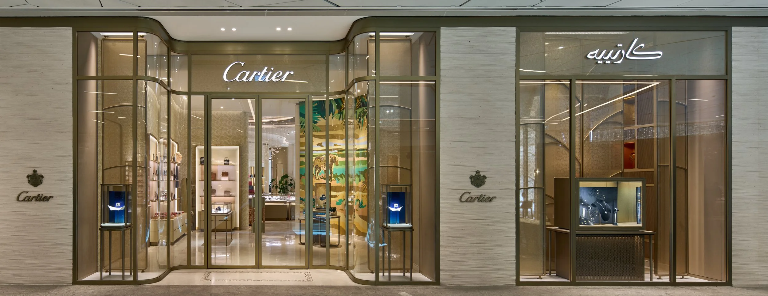 Cartier_VM_Solitaire Mall_10.jpg