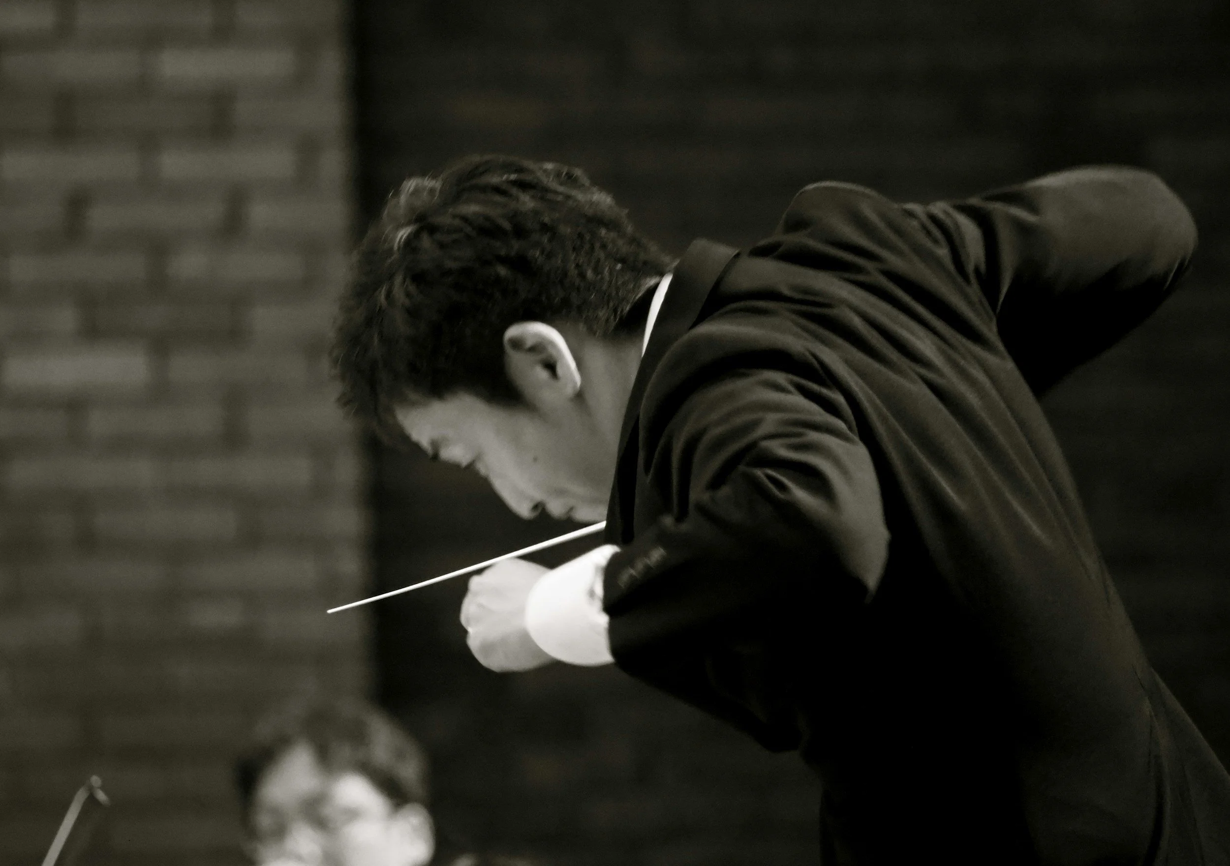 Only a dead (or old) conductor is a good conductor ?