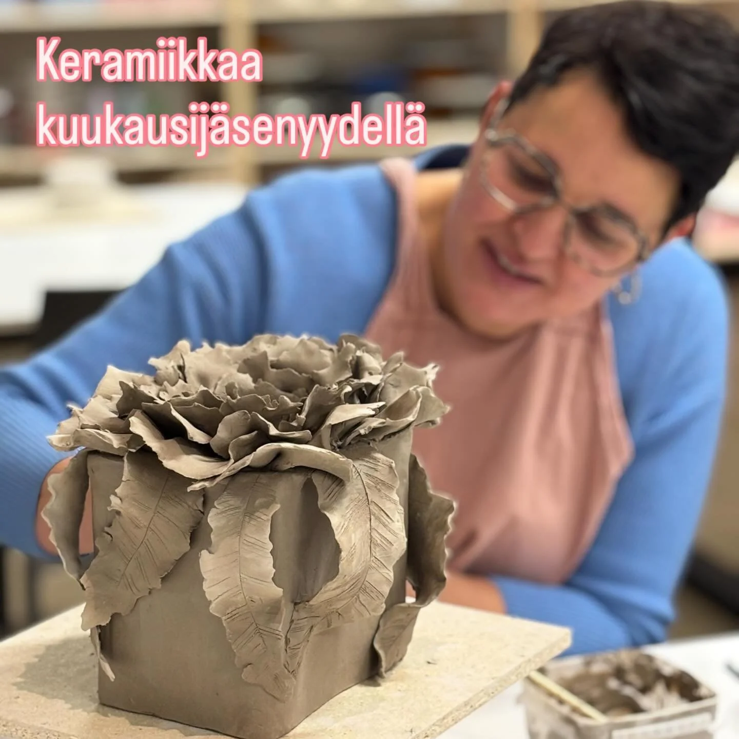 🫶🏼 KERAMIIKAN KUNTOSALI 🫶🏼
In Claystation we have this thing called KUUKAUSIJ&Auml;SENYYS. Ihana tapa harrastaa keramiikkaa, aina kun inspiraatio iskee. J&auml;senet saavat k&auml;ytt&auml;&auml; studiota aina aamukahdeksan ja iltakymmenen v&auml