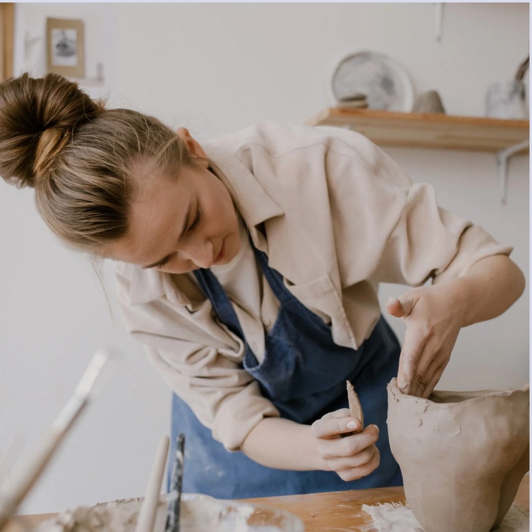 Claystation_neliökuva_maljakon rakennusta.jpg