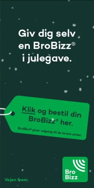 Green promotional tag with text in Norwegian encouraging giving BroBizz as a holiday gift, with the Bro Bizz logo and a small message at the bottom.
