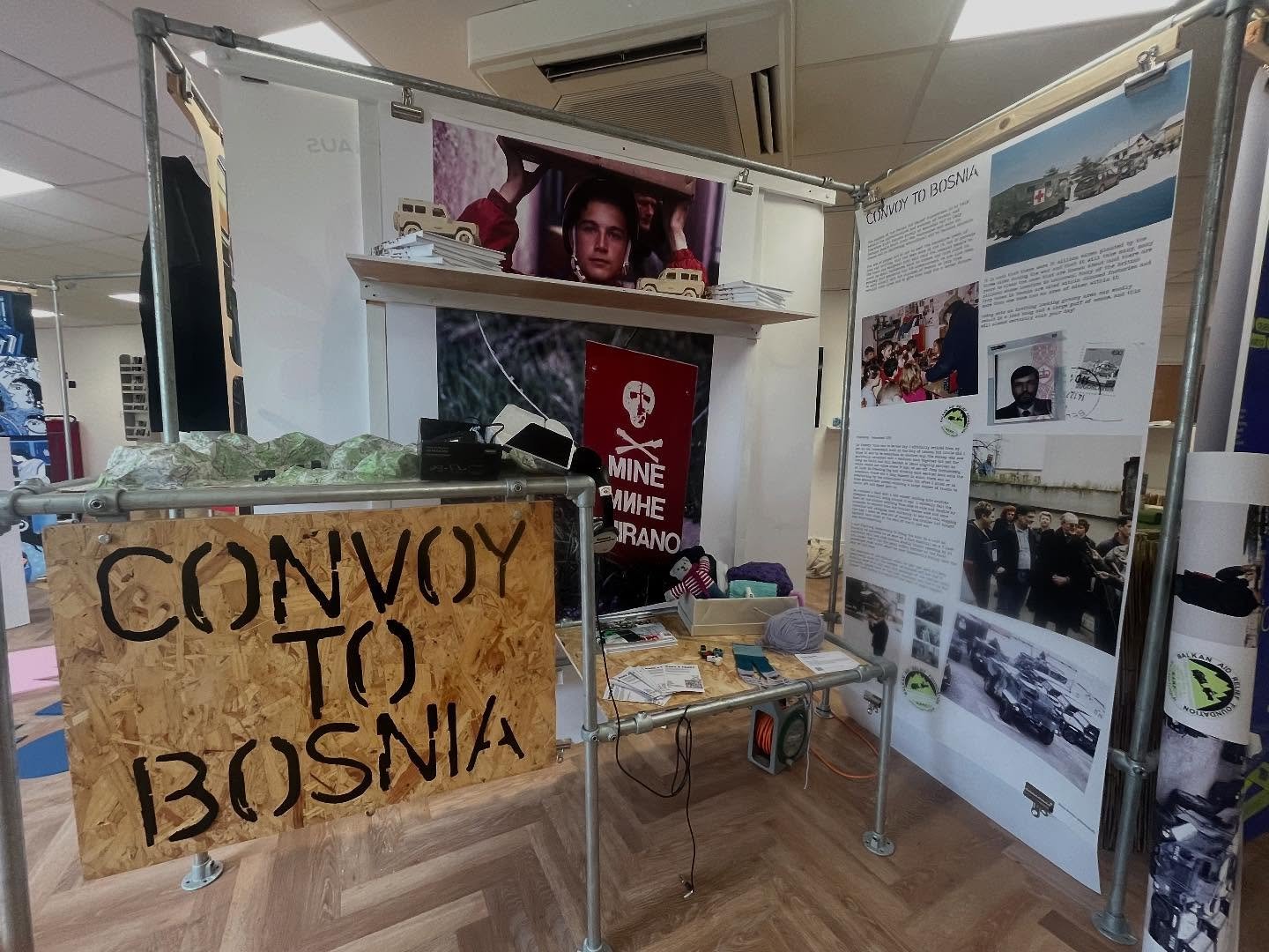 An absolutely incredible show space from @bystudiofb! &lsquo;Convey to Bosnia&rsquo; is about her Grandfather&rsquo;s journey through the country from 1997 - 2010 and his work with his charity, Balkan Aid Relief Foundation.

Through his photographs a