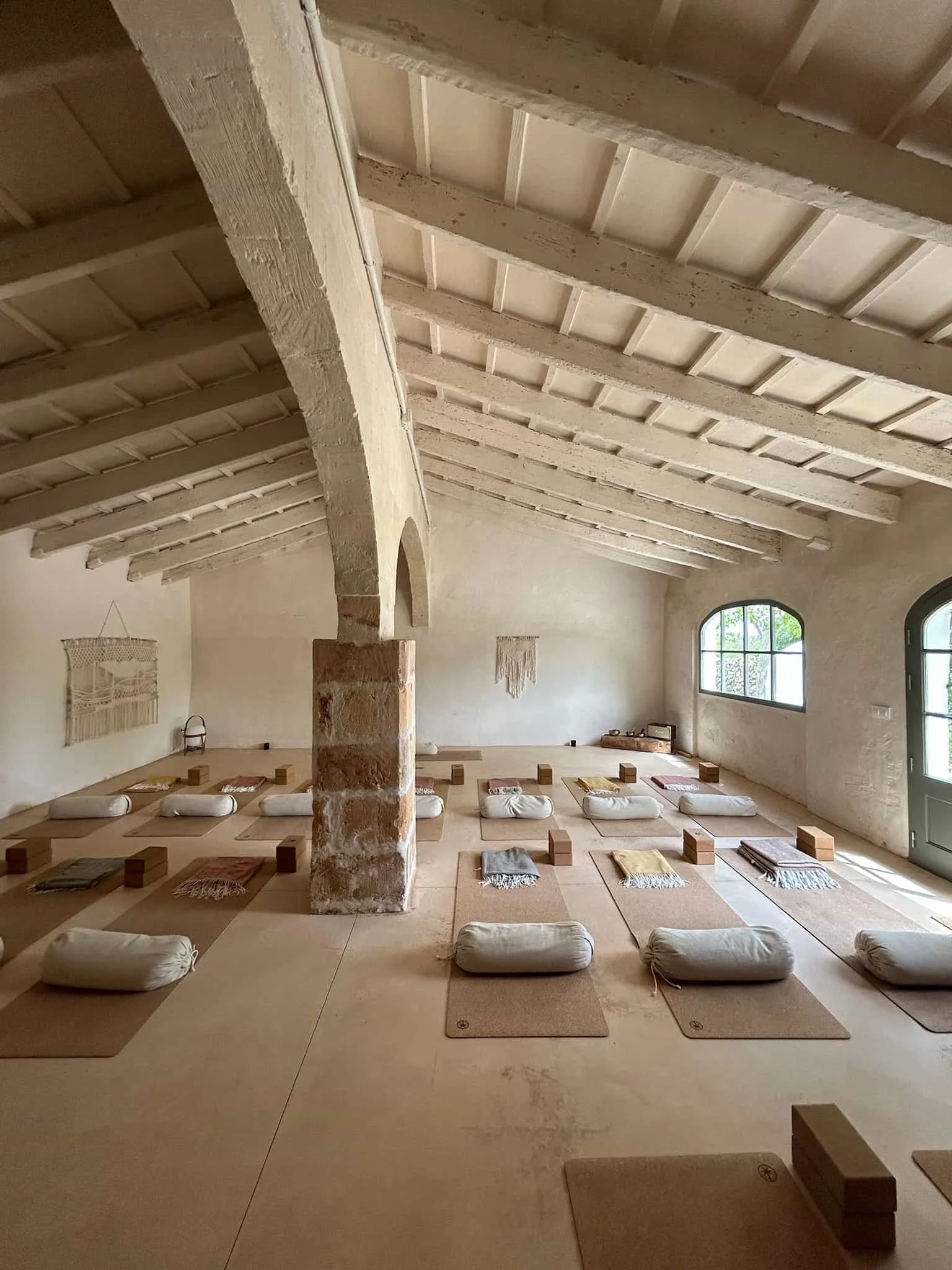 jivamukti-yoga-retreat-menorca-es-bec-daguila-35 (1).jpg