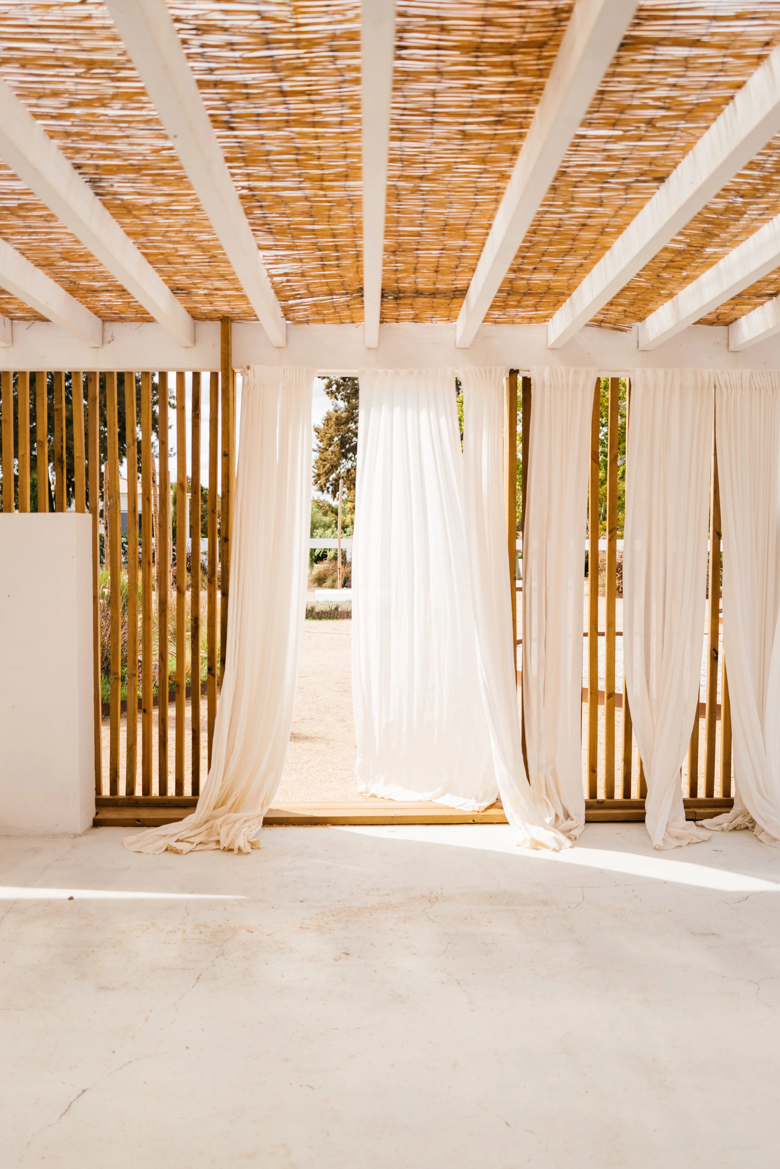 Terra-quinta Pergola light.jpg