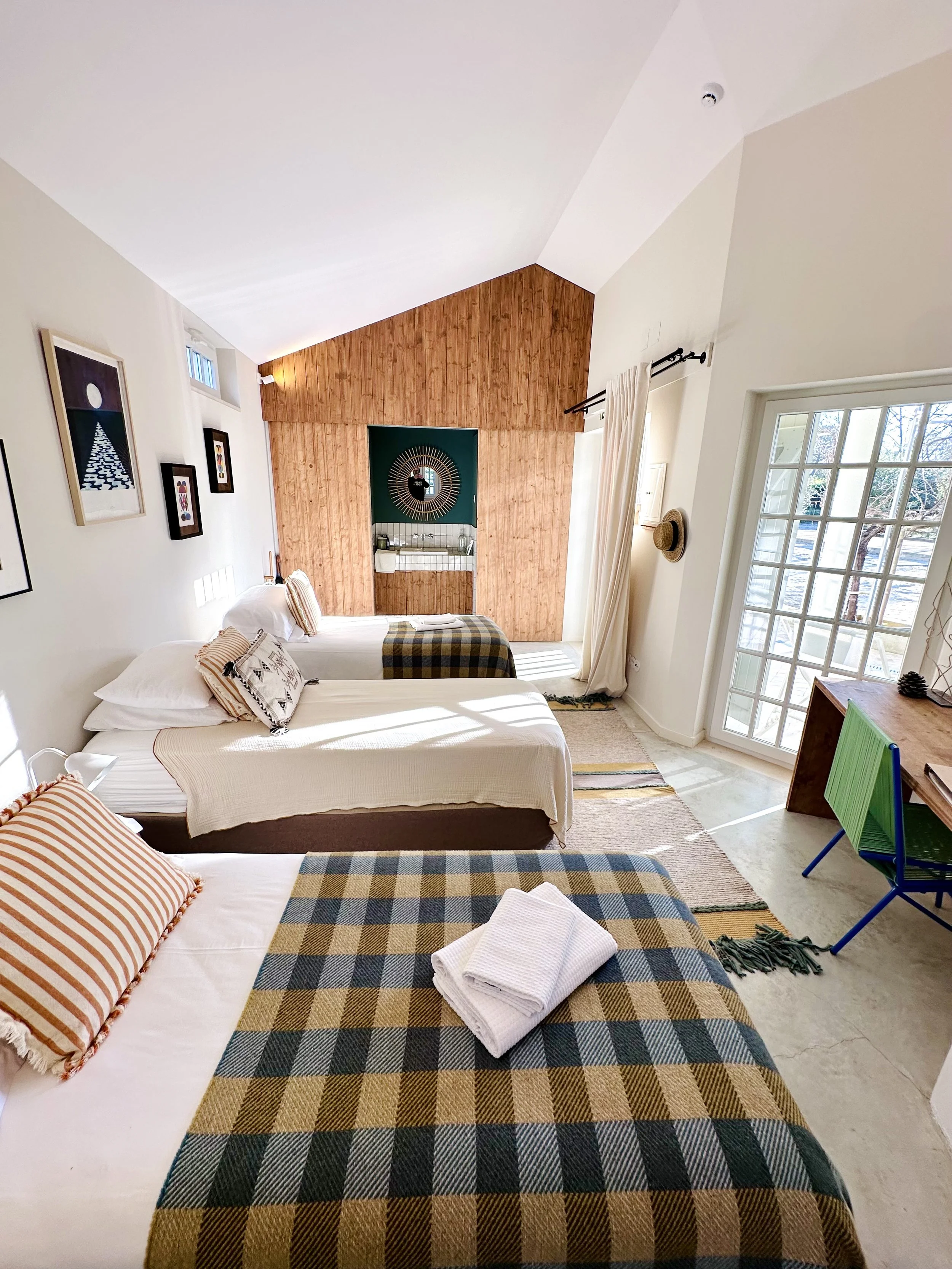 room-retreat-portugal.21.jpeg