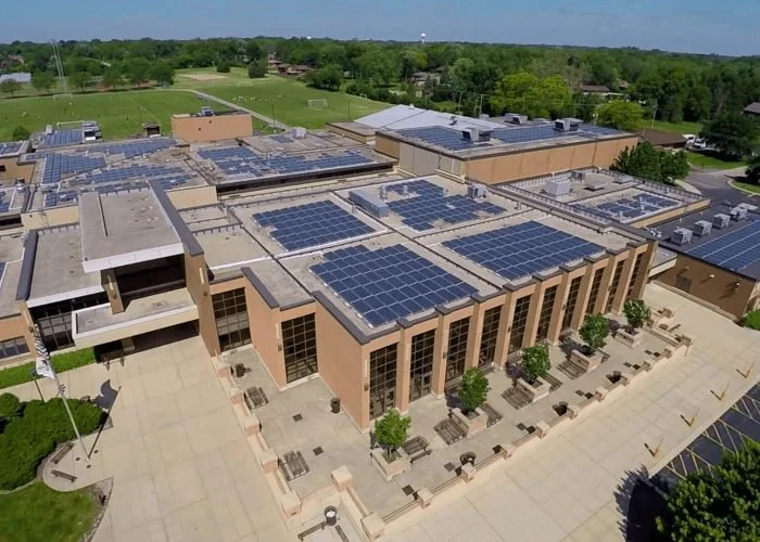 Five_Reasons_to_Go_Solar_Today-700x500.jpg