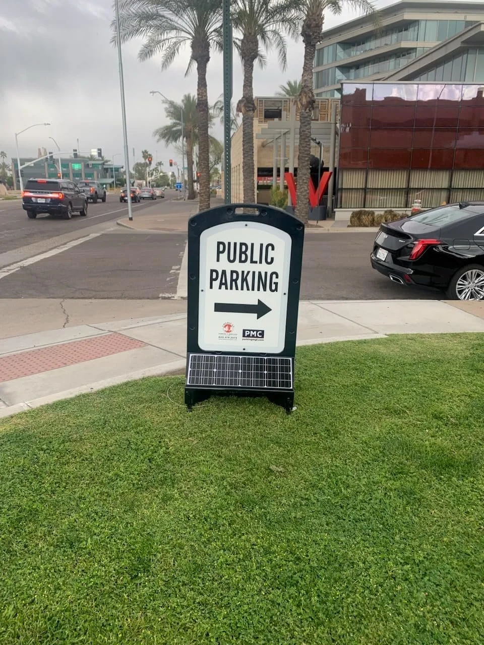 Public Parking.jpg