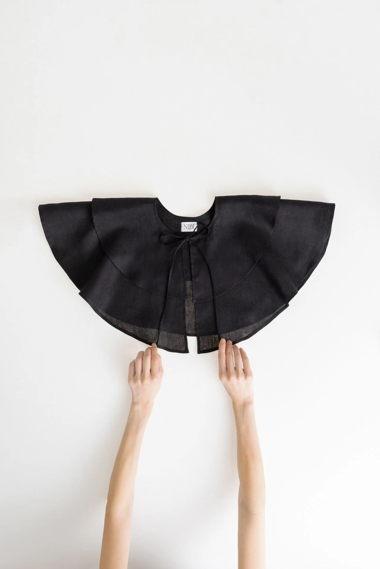 Frou Frou Cape in Black
