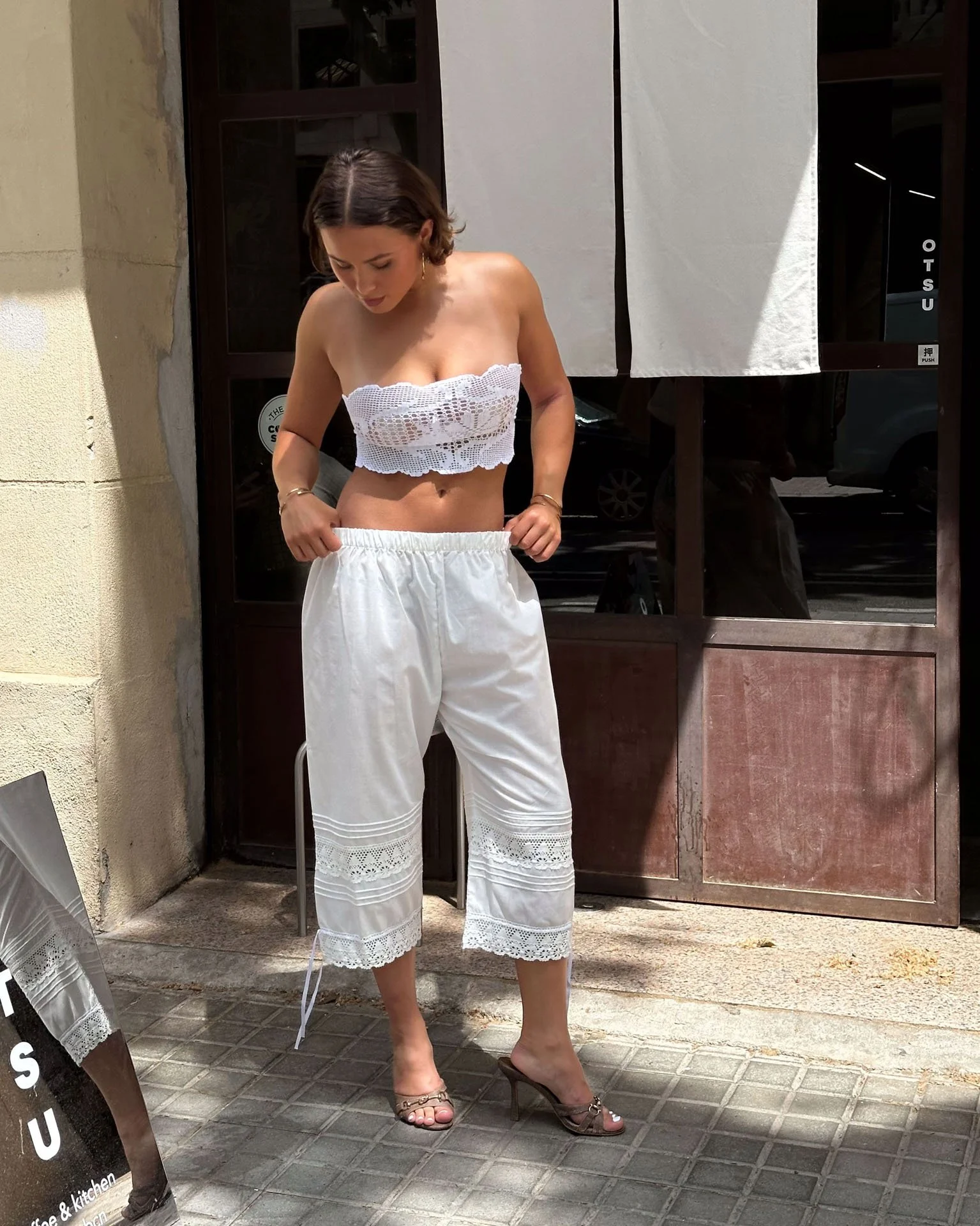 nibi-white-crochet-strapless-top-lace-trousers-set_©Heidi_Cavazos_082.jpg