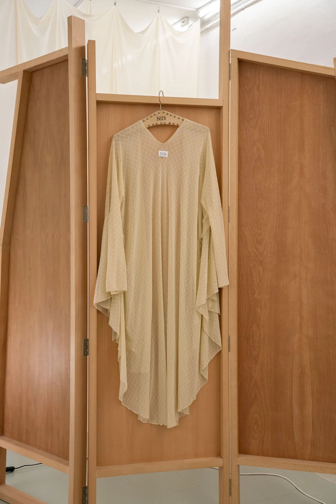 yellow-lace-angel cape-nibi-4.jpg