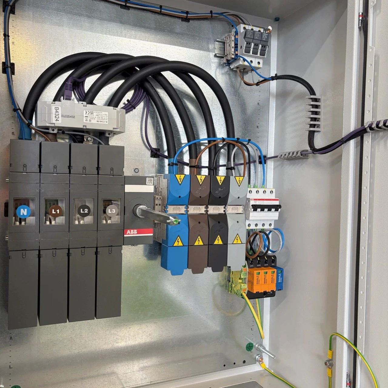 Isolator metering - slideshow - 2 Large.jpeg