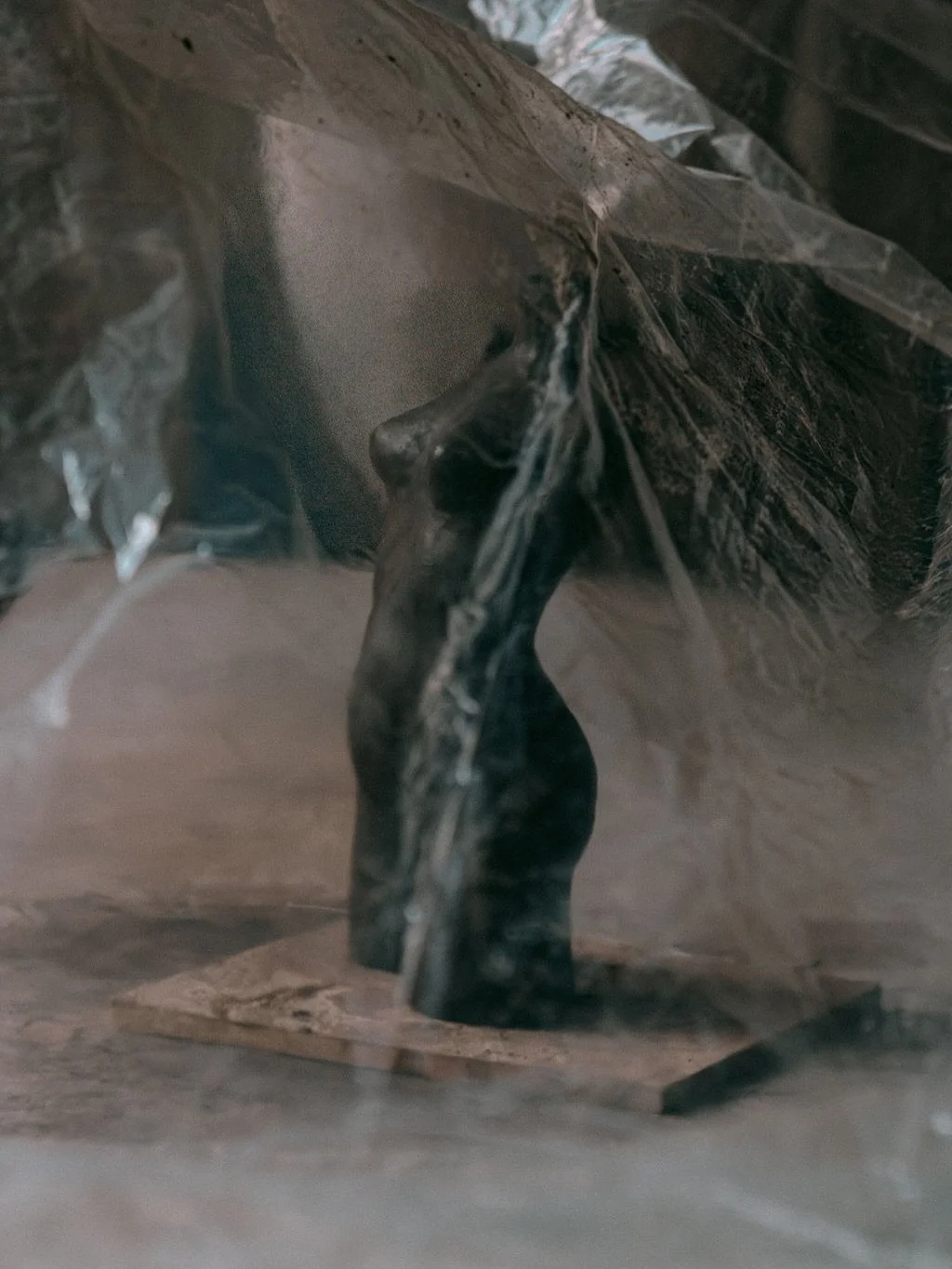 Inside @thaliadalecky&rsquo;s poetic and magical space. 

For any enquiery regarding Thalia&rsquo;s work, please contact us bonjour@presencecollection.com

&mdash;

📸 @kgsfrench.photo