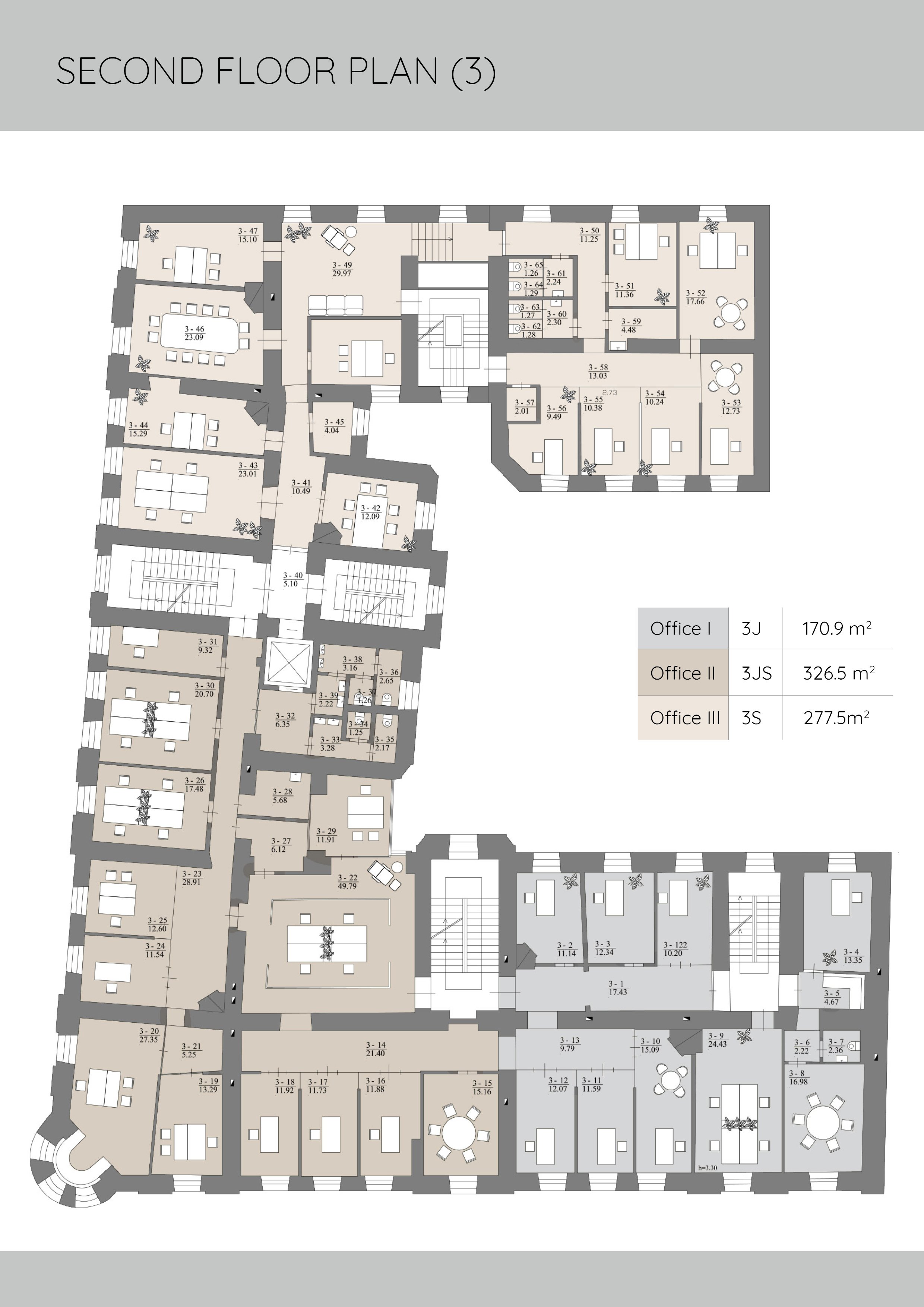 Detaliai pateiktas antro aukšto pastato planas su pažymėtomis biuro erdvėmis, patalpomis ir matmenimis.