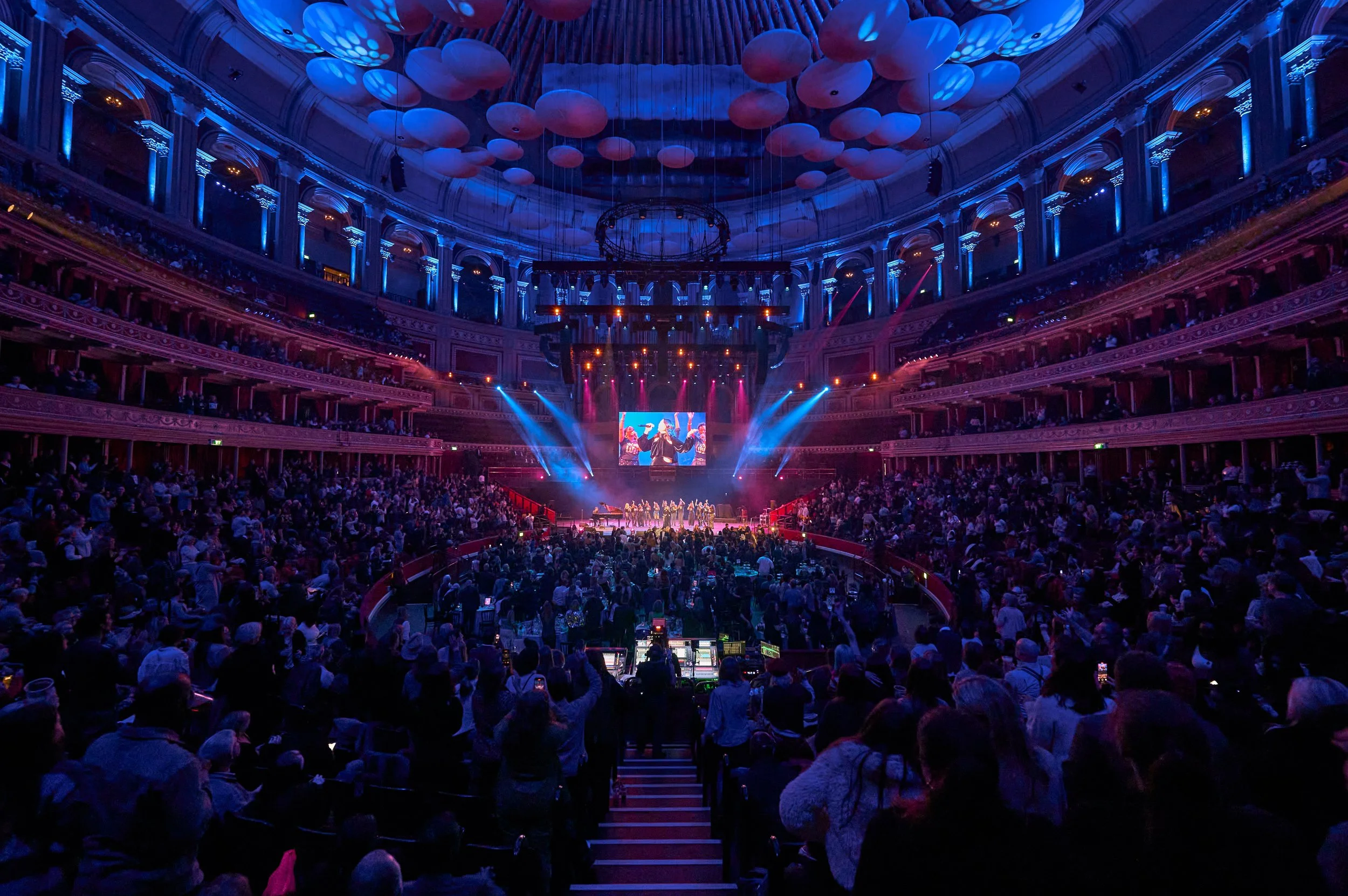 Choose Love 10 Anniverary RAH -20-11-25-EH1_4445-EH.jpg