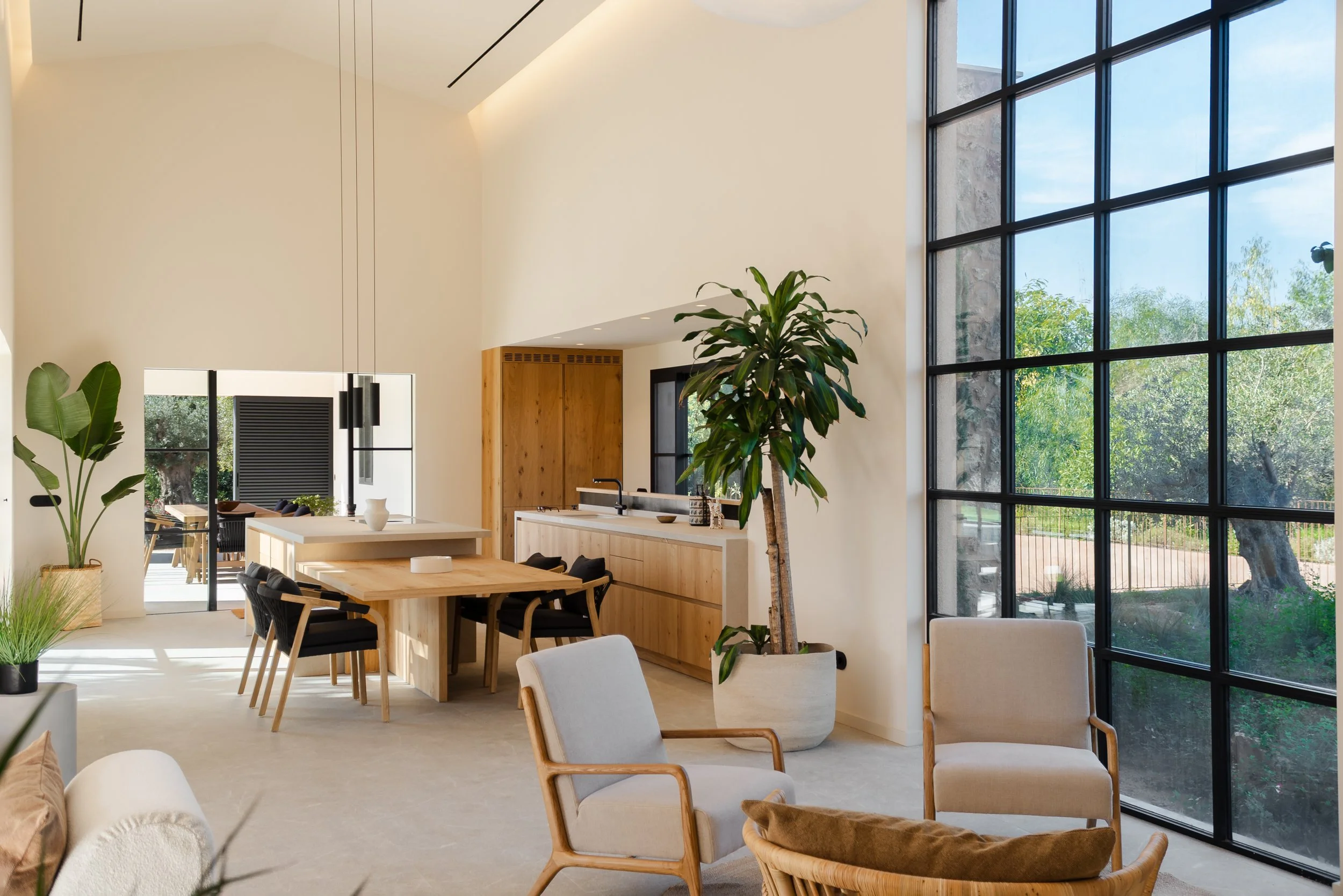 Contemporary Finca by Sebastià Muntaner