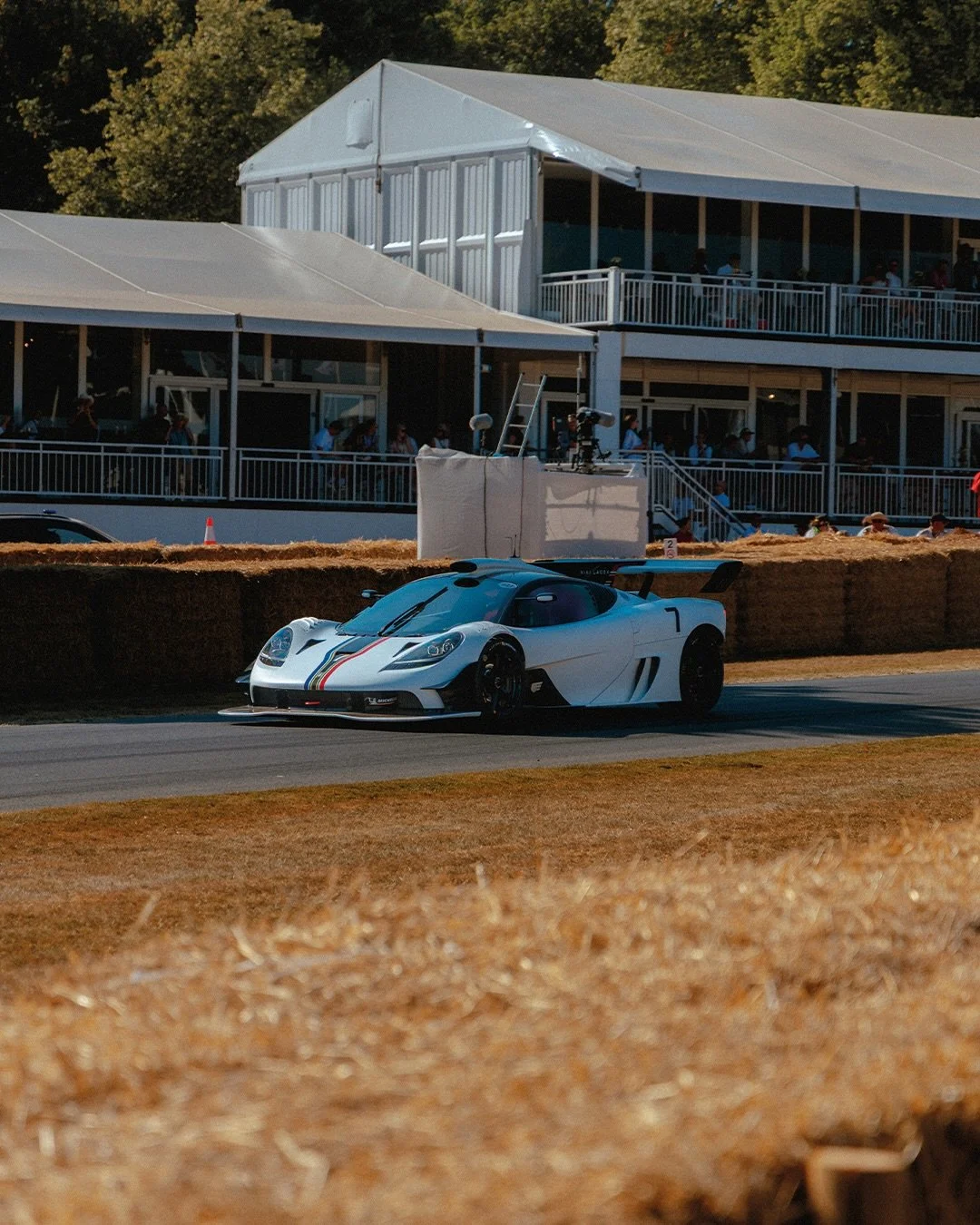 A collection of Gordon Murray Automotive from Goodwood Festival of Speed!

The GMA T.33 VP10 is the prototype for the T.33 which is a naturally aspirated 3.9litre Cosworth built V12 that revs to 11,000rpm (pictured in slide 6)

Next is the GMA Specia