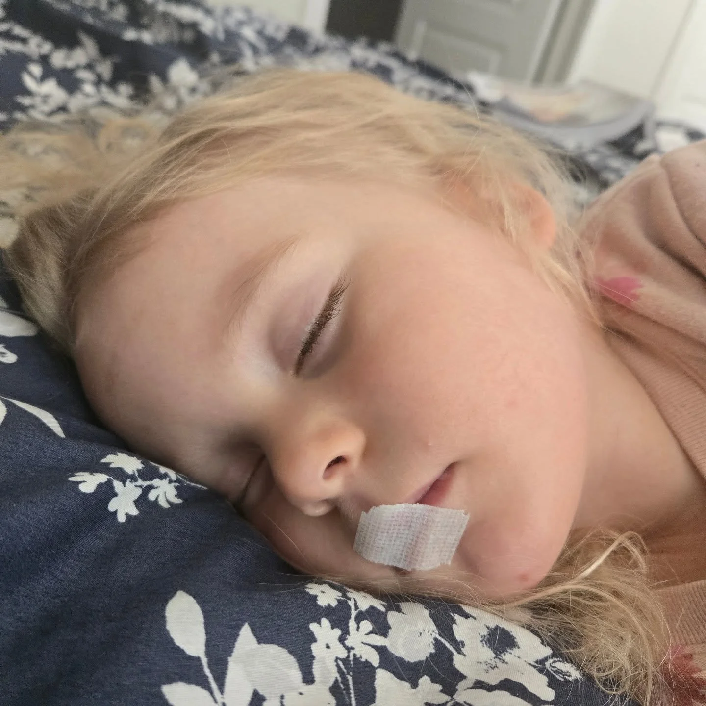 Little noses, big benefits ✨👃💤
Mouth breathing during sleep can impact a child&rsquo;s growth, airway health, and even behavior. By gently encouraging nasal breathing with safe, breathable mouth tape, we support deeper rest, better oxygenation, and