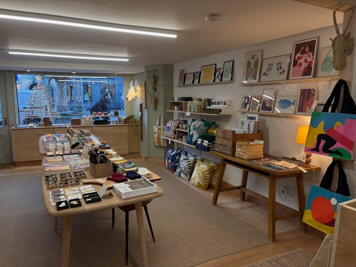 It&rsquo;s the final Saturday before Christmas and the shop will be open 11-4 (if it&rsquo;s busy I&rsquo;ll hang on until 5). 

No rush, no panic, just the usual chilled vibes, and if there&rsquo;s Christmas music (because I&rsquo;m getting in the m