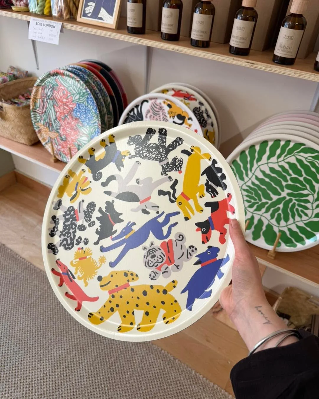 A quick peek at what our customers have been enjoying lately&hellip;

Handmade in Sweden from birch plywood, these @wrap_magazine  serving trays come in eight designs to spruce up your coffee table.

Our signature diffusers. Nothing generic. Designed