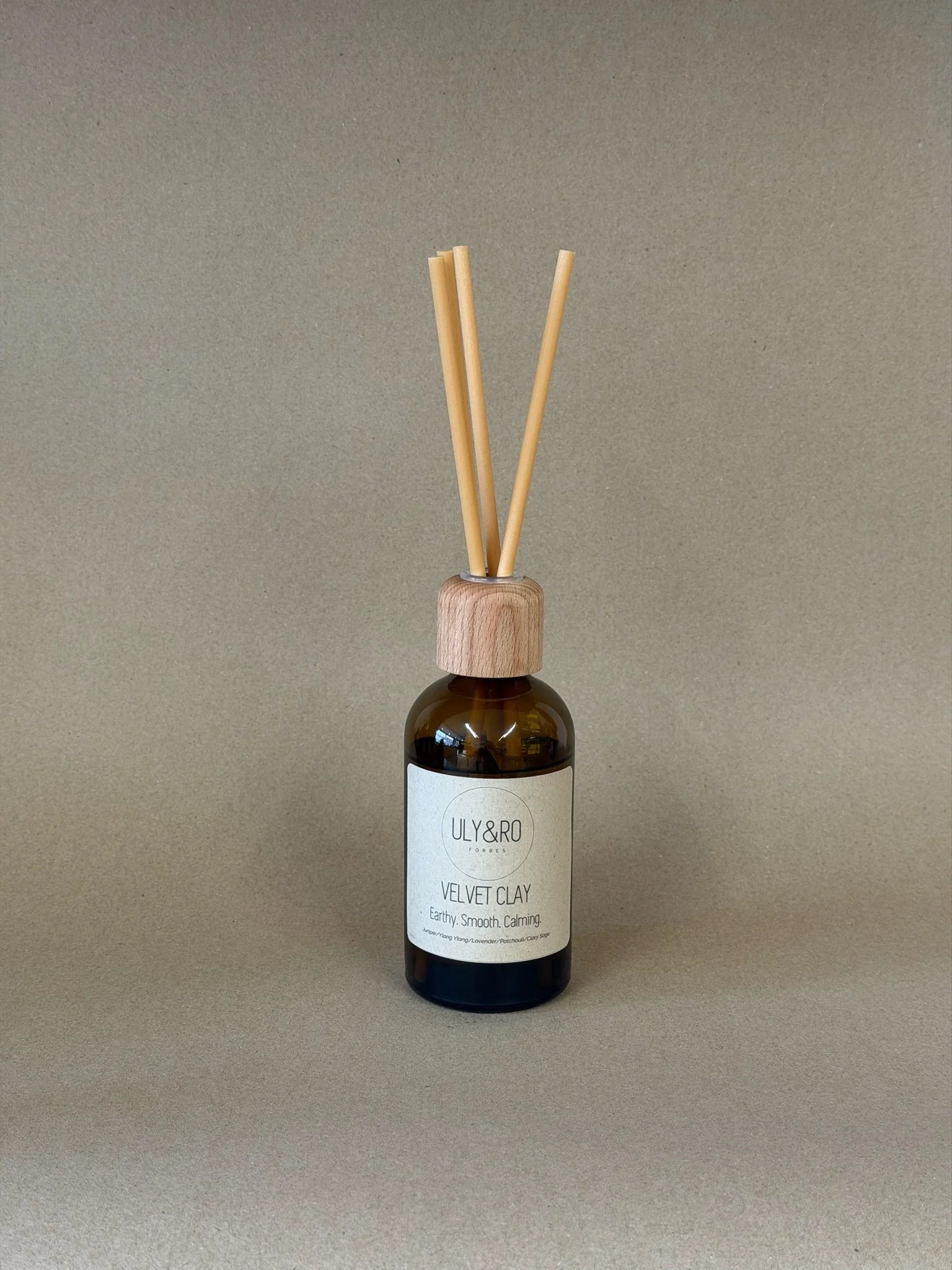 Velvet Clay diffuser reeds in.jpeg