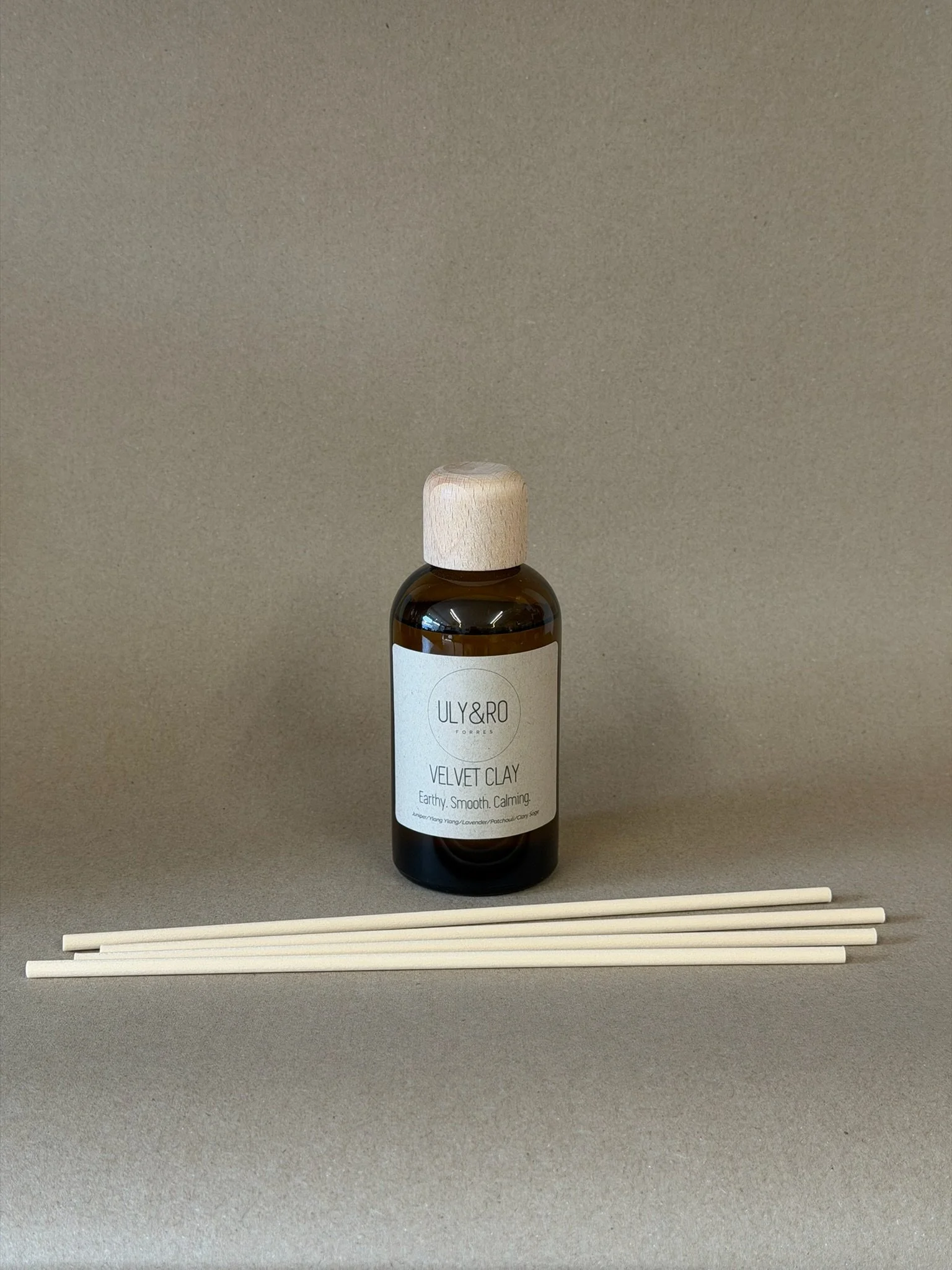 Velvet Clay diffuser & reeds.jpeg