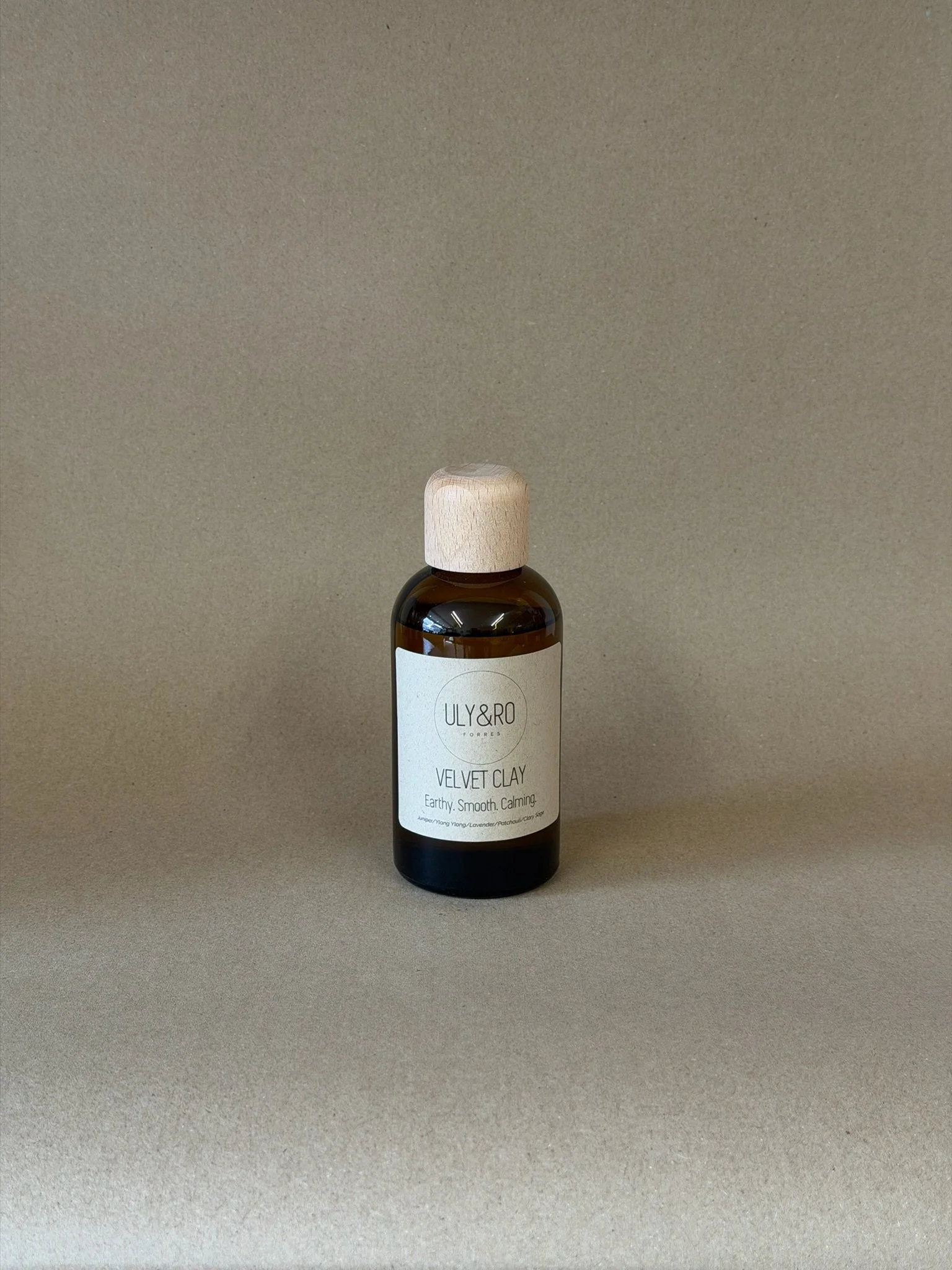 Velvet Clay diffuser bottle.jpeg