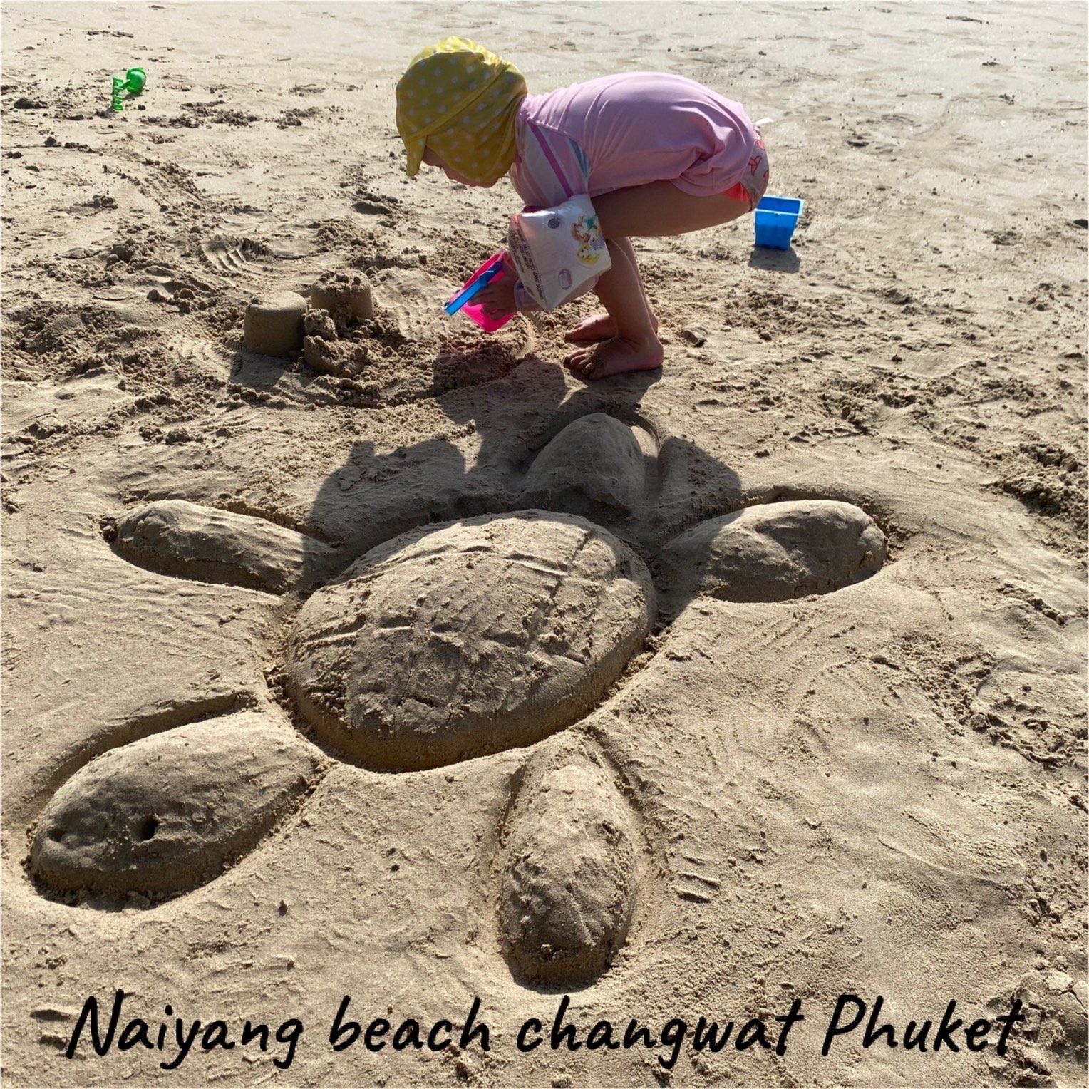 📍 Naiyang Beach om onze reis af te sluiten: