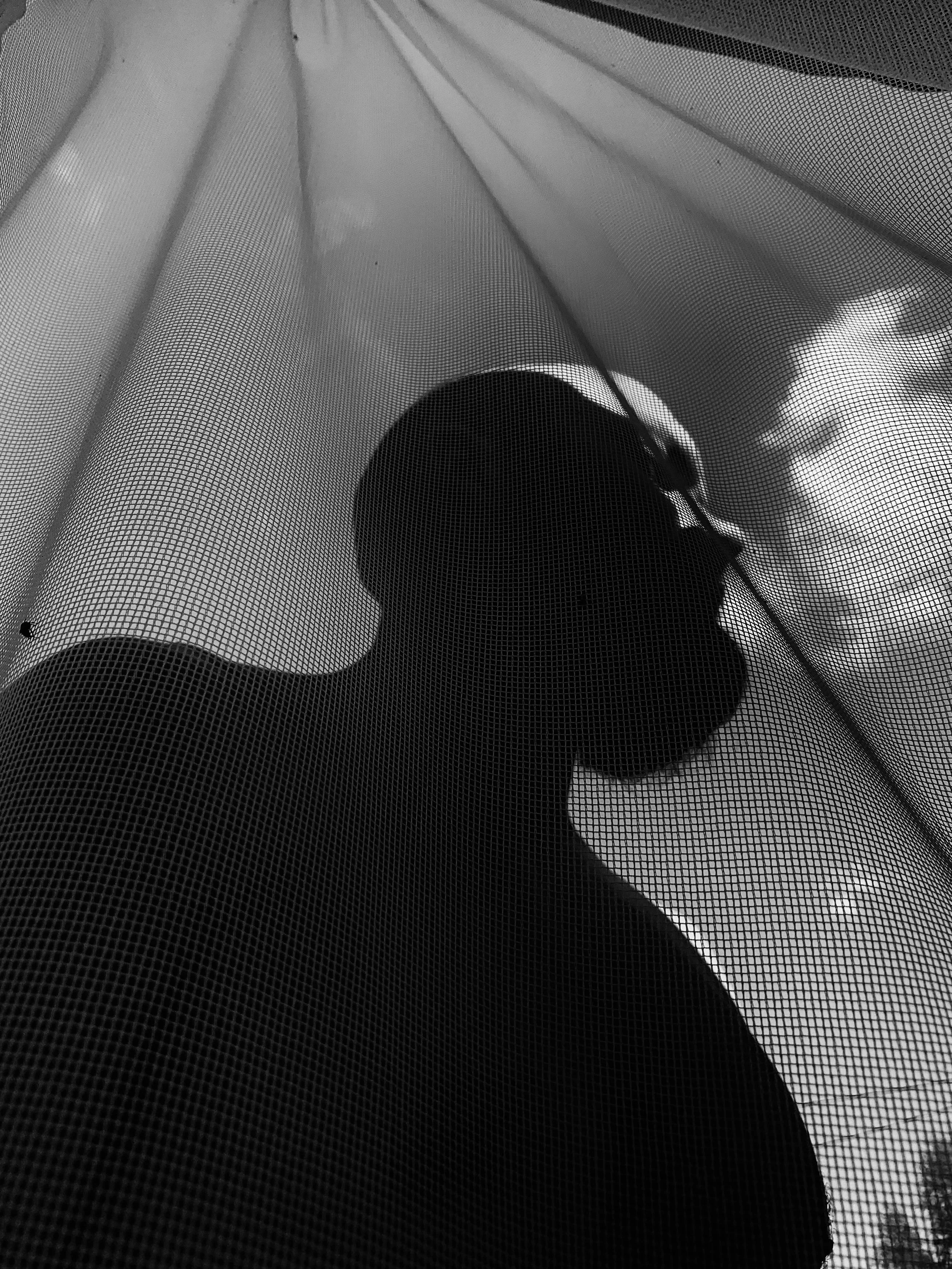 Retrato en blanco y negro de un hombre