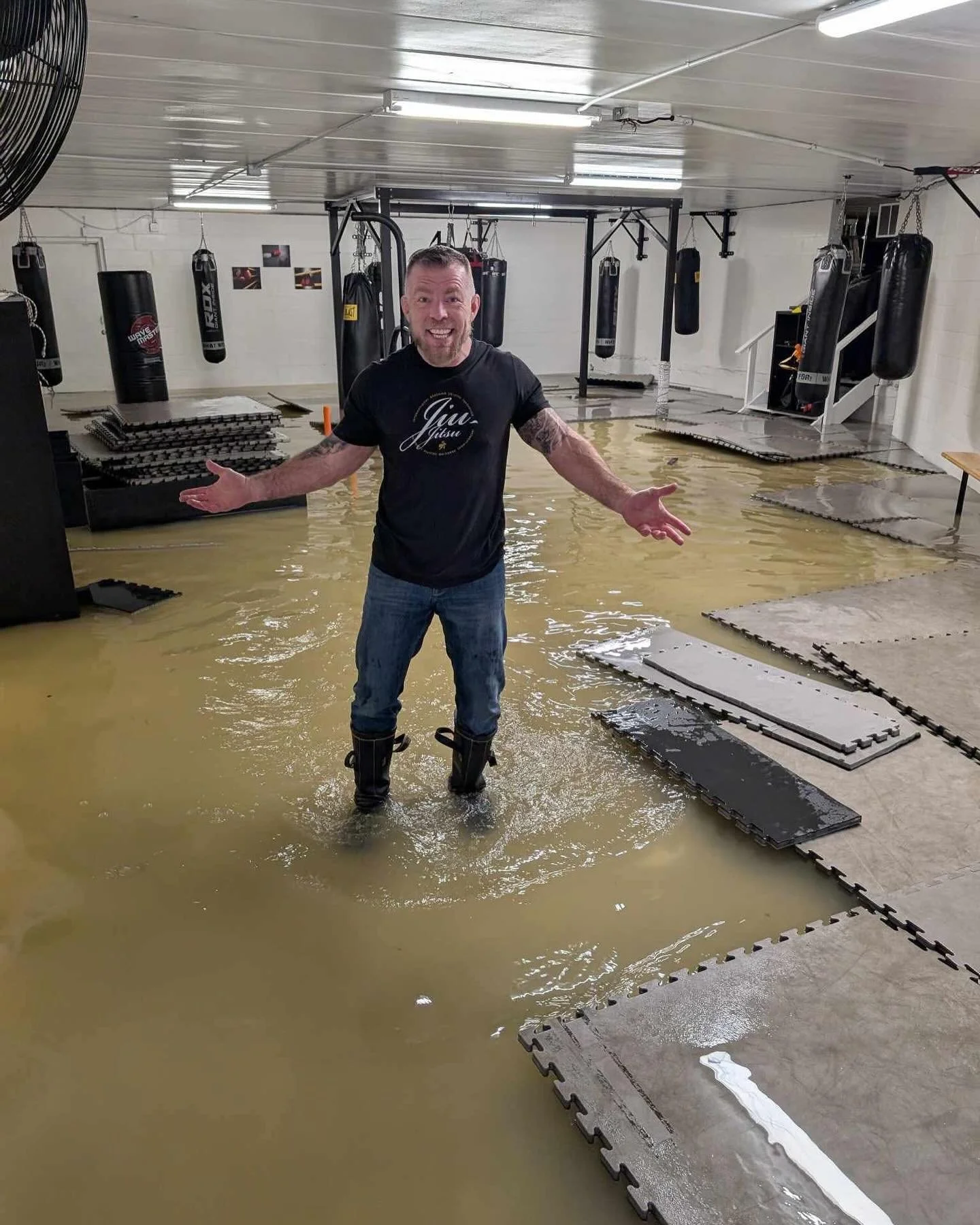 Great news: we&rsquo;ve redecorated! JK 💧🌊 while we deal with a little bif of flooding, all classes will be held upstairs - including striking and boxing! Thanks for being flexible. (Swimming lessons start next week! 🏊🏊&zwj;♂️🏊🏼&zwj;♀️)