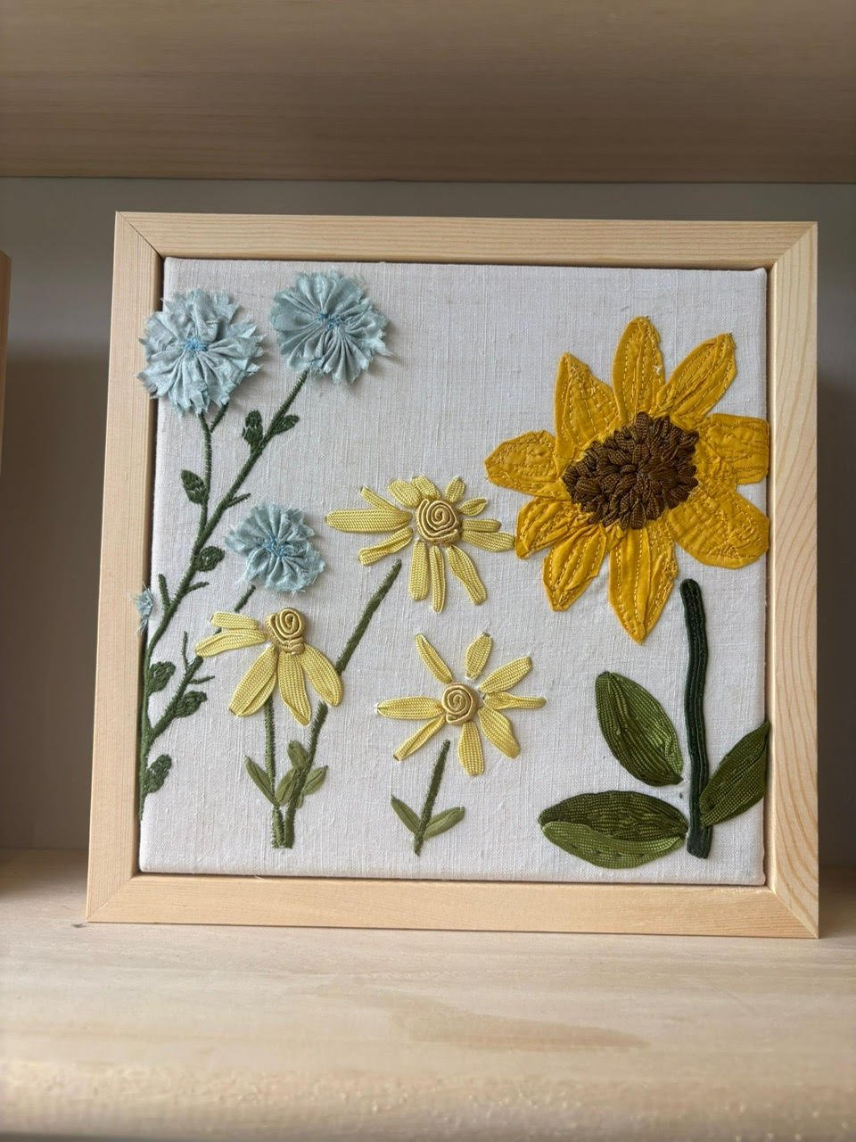 LA04 Cornflower and sunflower.jpg