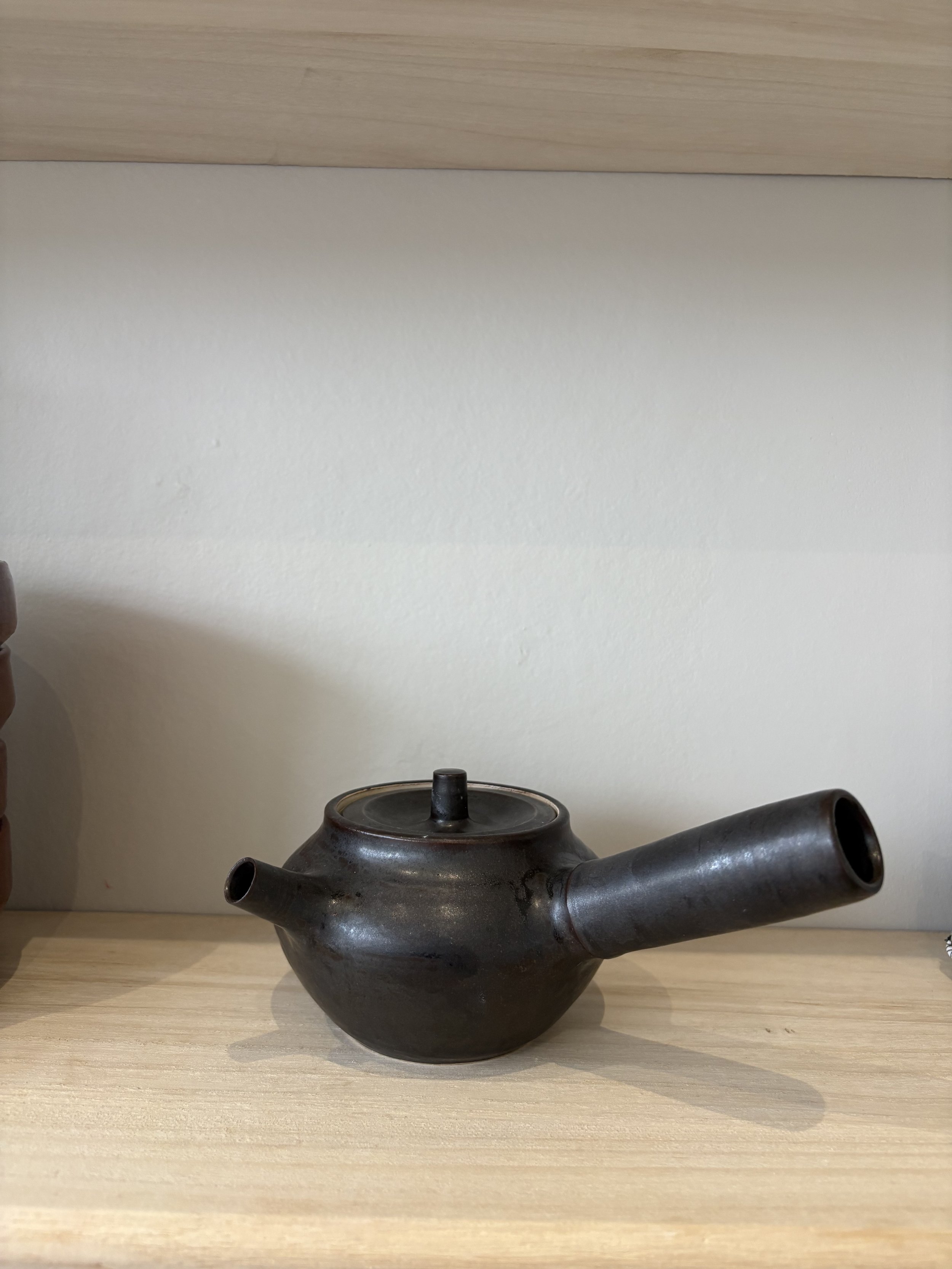 brown teapot 1.jpg