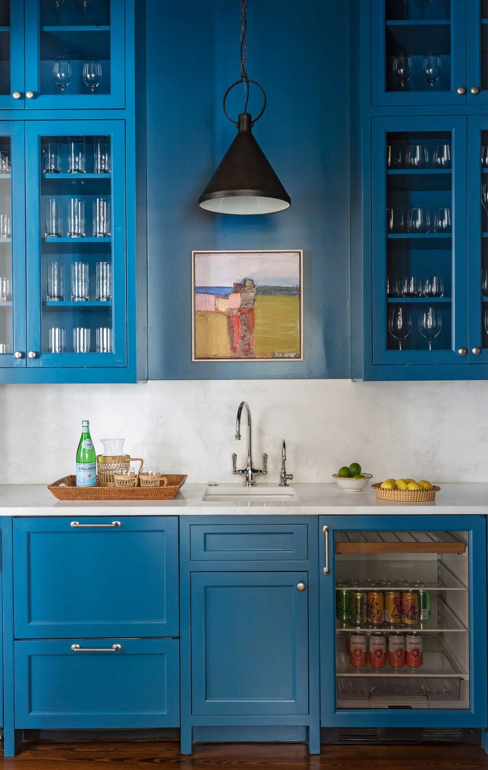 butlers-pantry-with-shaker-style-cabinets-laquered-in-benjamin-moore-blue-danube.jpg