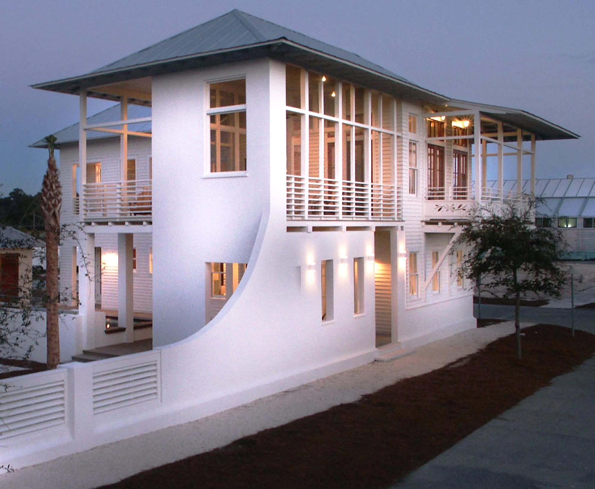 Julie Exterior 5a.jpg