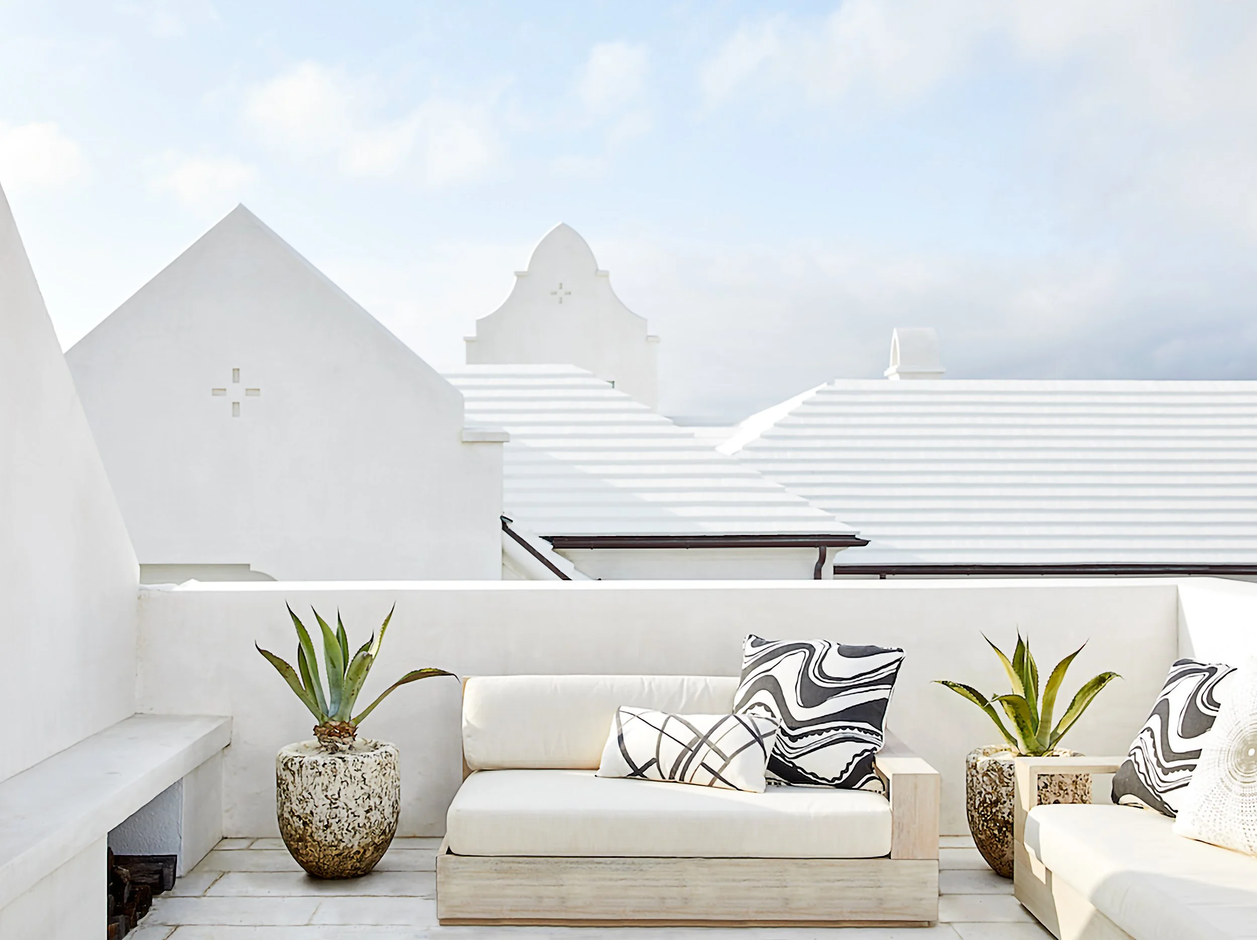 ALYS - Outdoor Living II.jpg