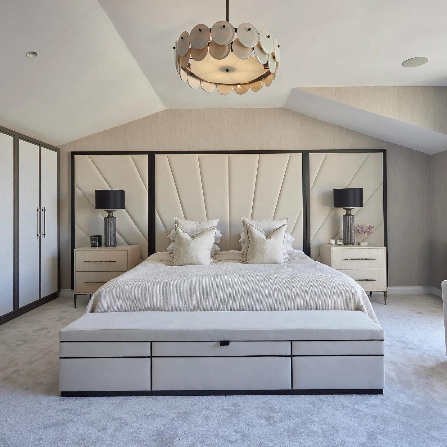 A bright, calming retreat with hotel-style elegance and family warmth at Sycamore House.

Smart storage, custom wardrobes, and a feature headboard to create a statement entrance 🤍

For all enquiries please contact us on +44(0)1565 746788 or info@pan