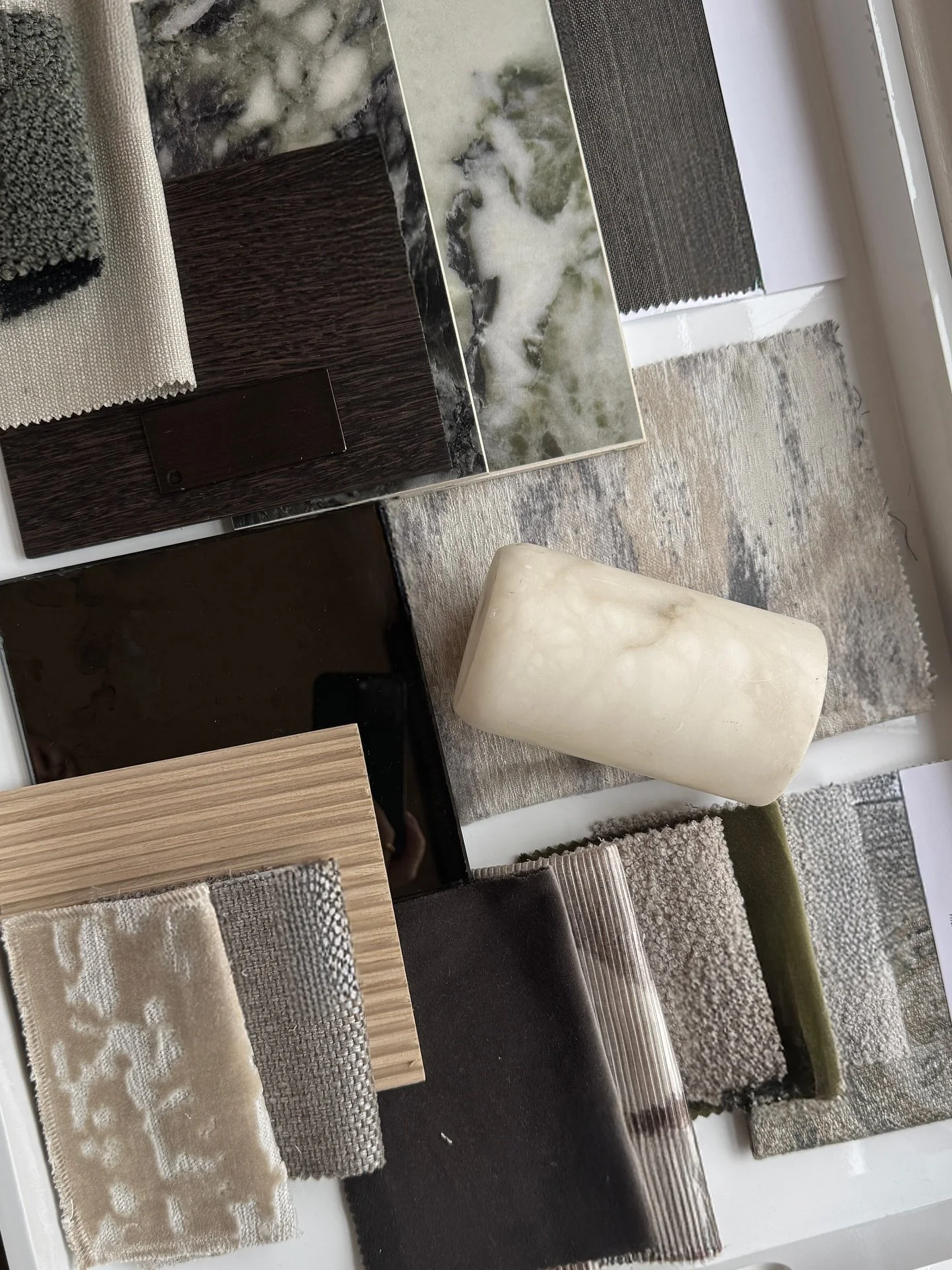 A preview of our upcoming Bar &amp; Cinema scheme ✨
Designed with a sleek, contemporary feel in mind, the space combines green tones and natural elements. 
The feature bar showcases statement green stone with an antique mirror and illuminated shelves