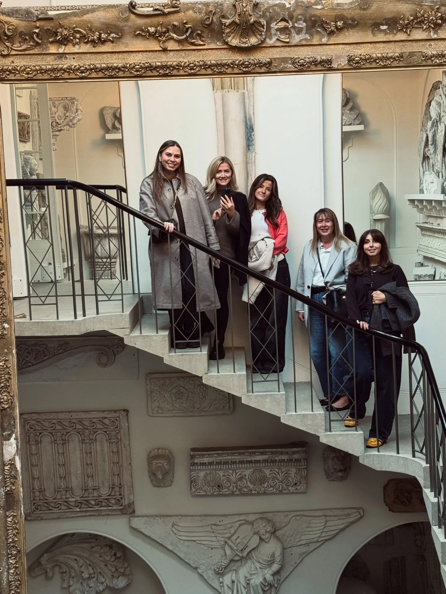 Day One of our team Christmas Trip in the Cotswolds, and the day began with a visit to RH England. What an absolutely incredible space, viewing the galleries and finished with a fantastic lunch.
We&rsquo;re now off to Burford for dinner and drinks re