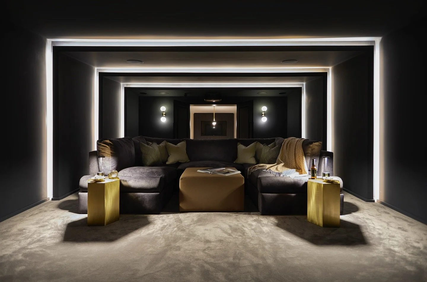 Drink in hand, popcorn at the ready - there&rsquo;s no better place to settle in for a relaxed Friday evening than your own private cinema 🍿

This stunning space shows that staying in truly is the best way to enjoy the newest release!

For all enqui