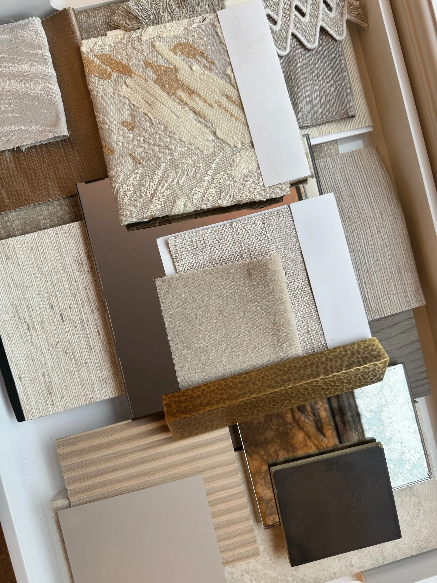 A calming taupe palette, luxurious textures and considered detailing throughout.

We can&rsquo;t wait to see this Master Suite at Blossom Bay come to life ✨

For all enquiries please contact us on +44(0)1565 746788 or info@panoramic-properties.com

#